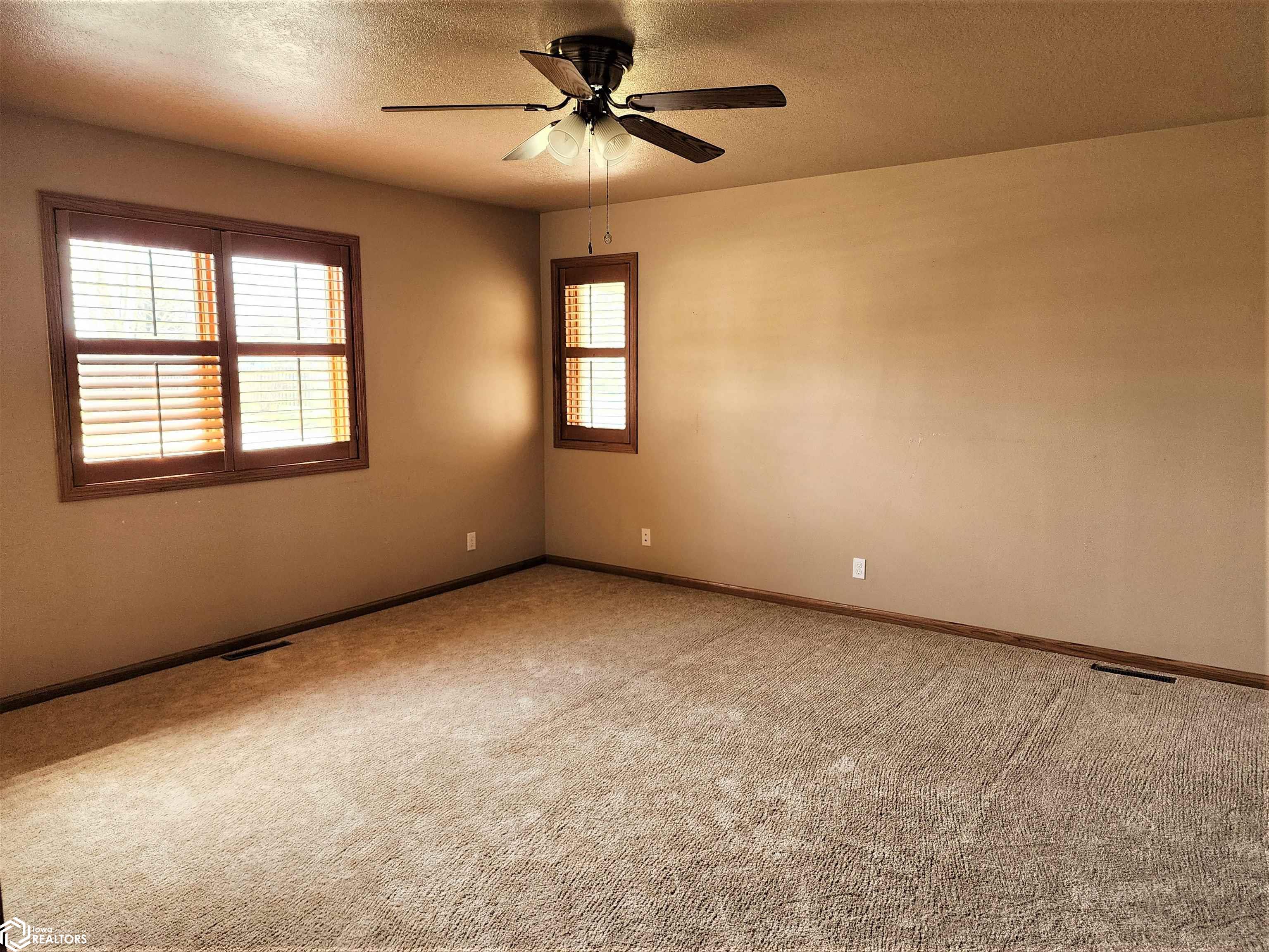 317 N Garfield Street, Algona, Iowa image 10