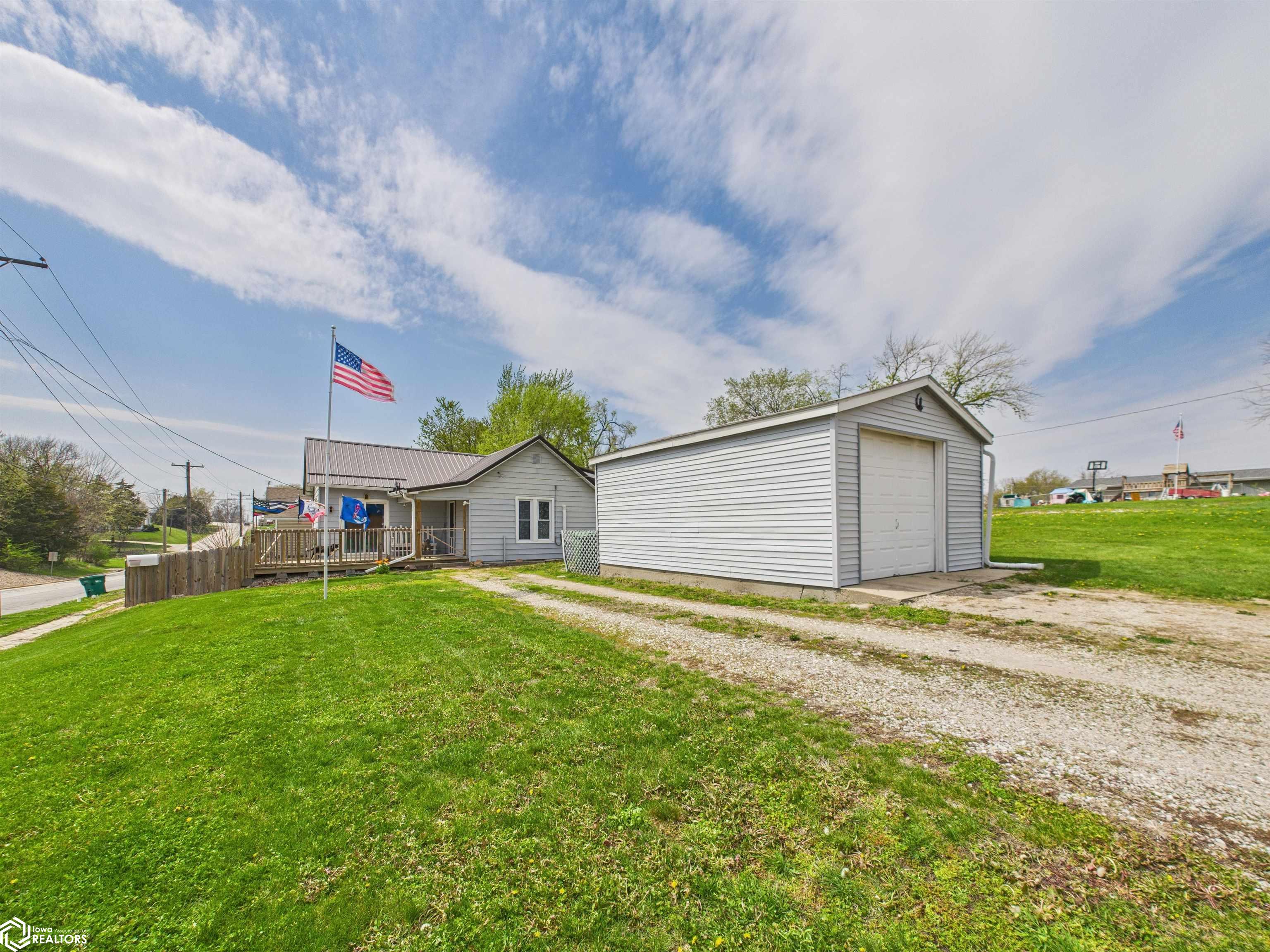 804 W Jefferson Street, Bloomfield, Iowa image 1