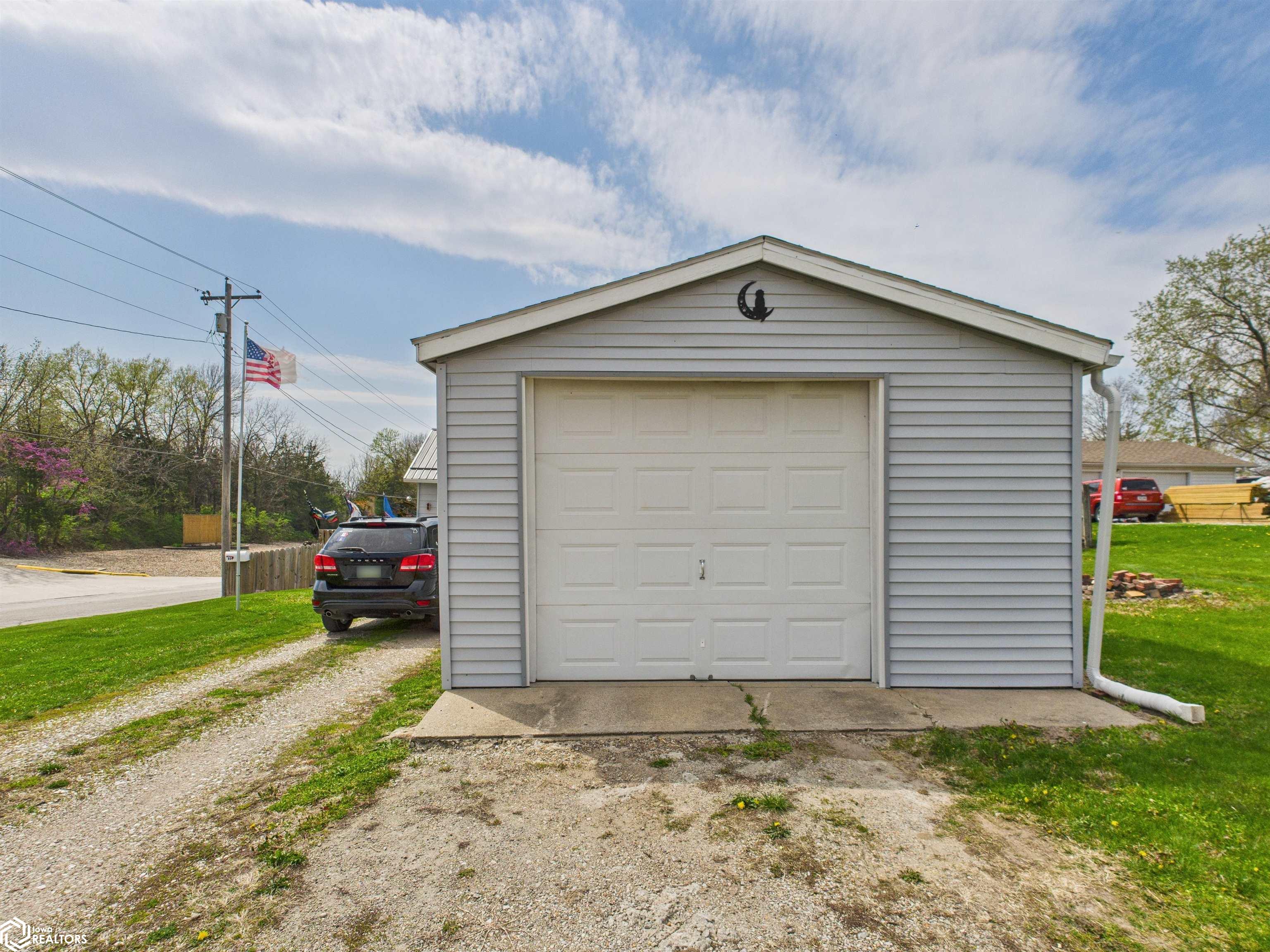804 W Jefferson Street, Bloomfield, Iowa image 4