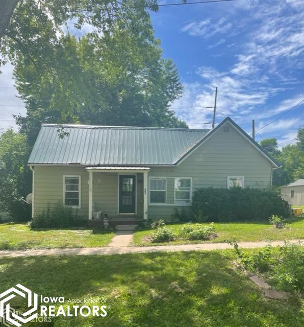 502 N C Street, Fairfield, Iowa image 2