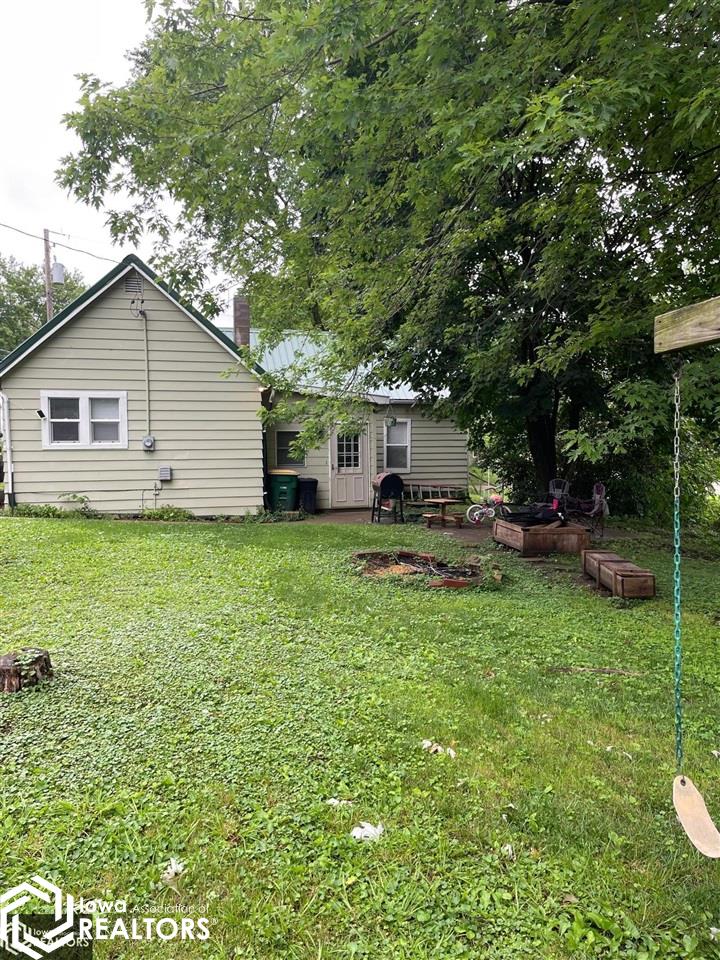 502 N C Street, Fairfield, Iowa image 16