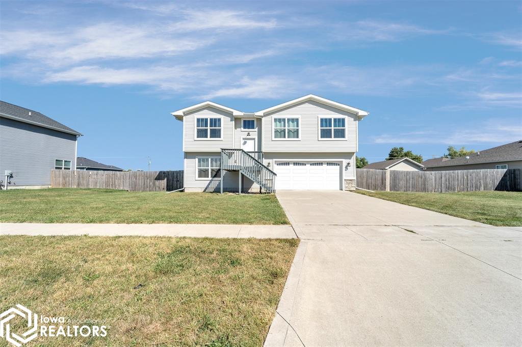 2202 Sunflower Street, Perry, Iowa image 1