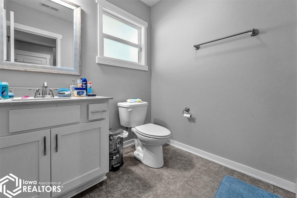 2202 Sunflower Street, Perry, Iowa image 13