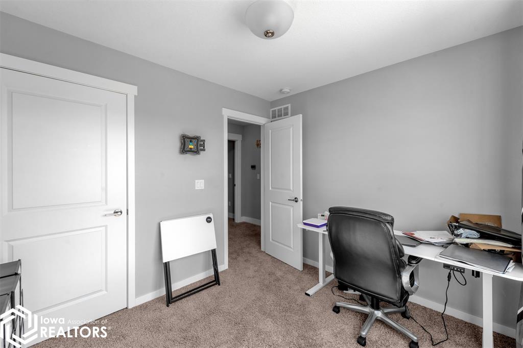 2202 Sunflower Street, Perry, Iowa image 15