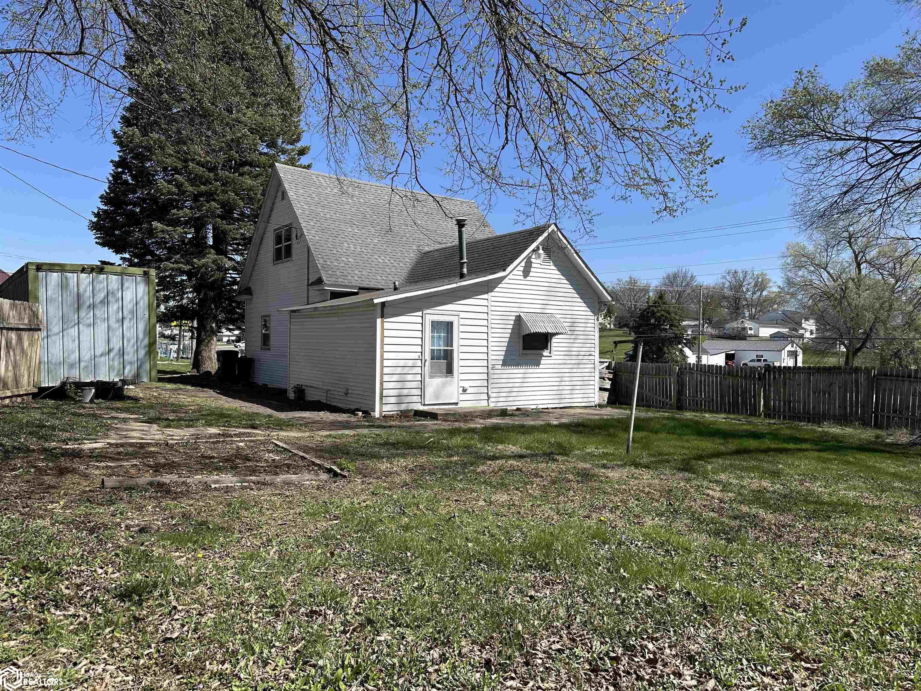 1701 Court Avenue, Chariton, Iowa image 5