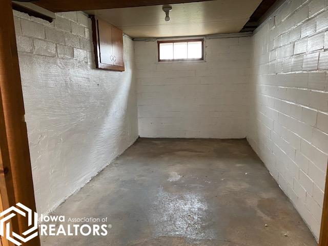 211 2nd Street, Humboldt, Iowa image 17