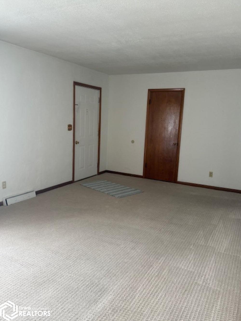 2518 Gear Street, Burlington, Iowa image 12