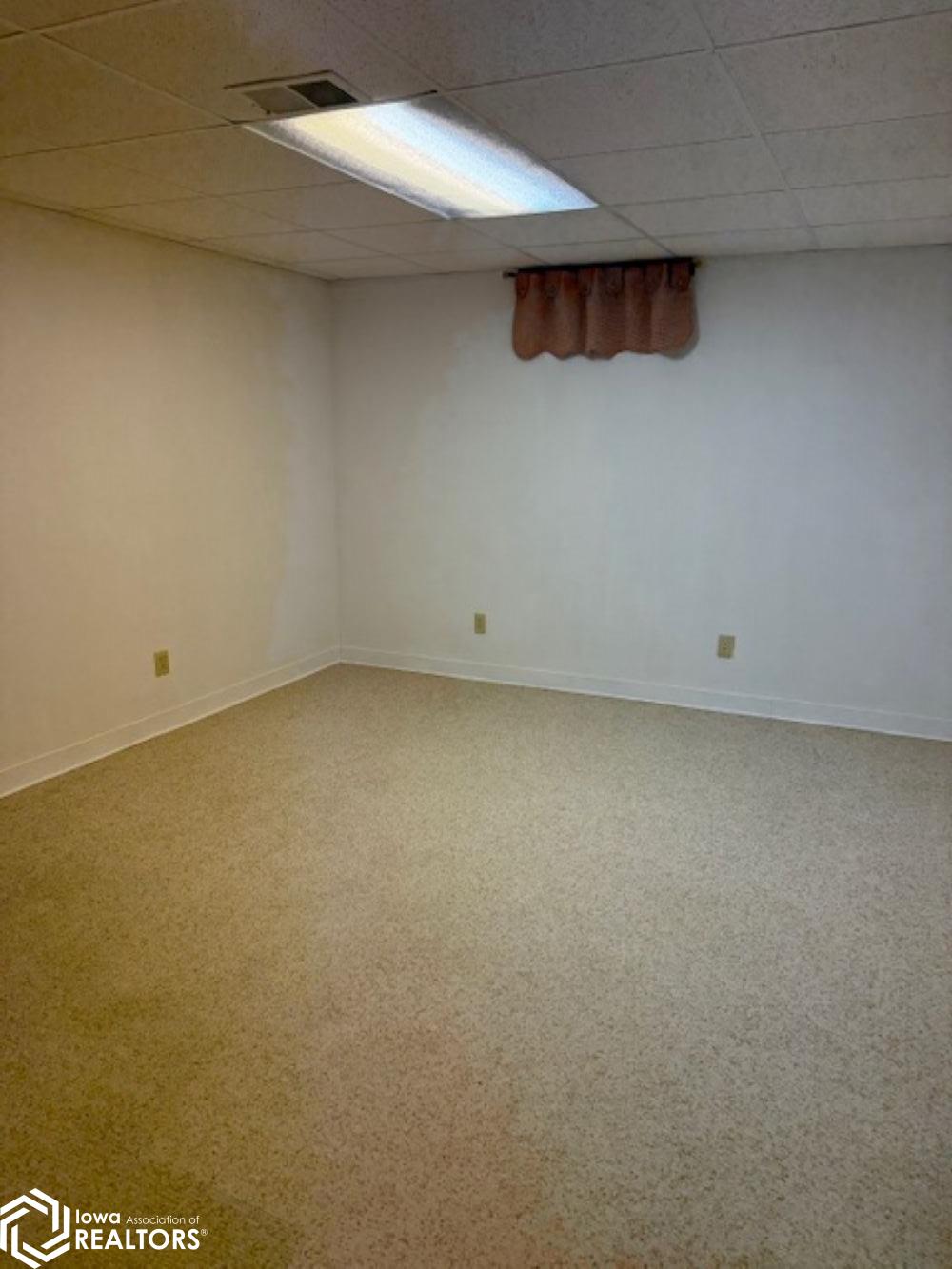 2518 Gear Street, Burlington, Iowa image 18