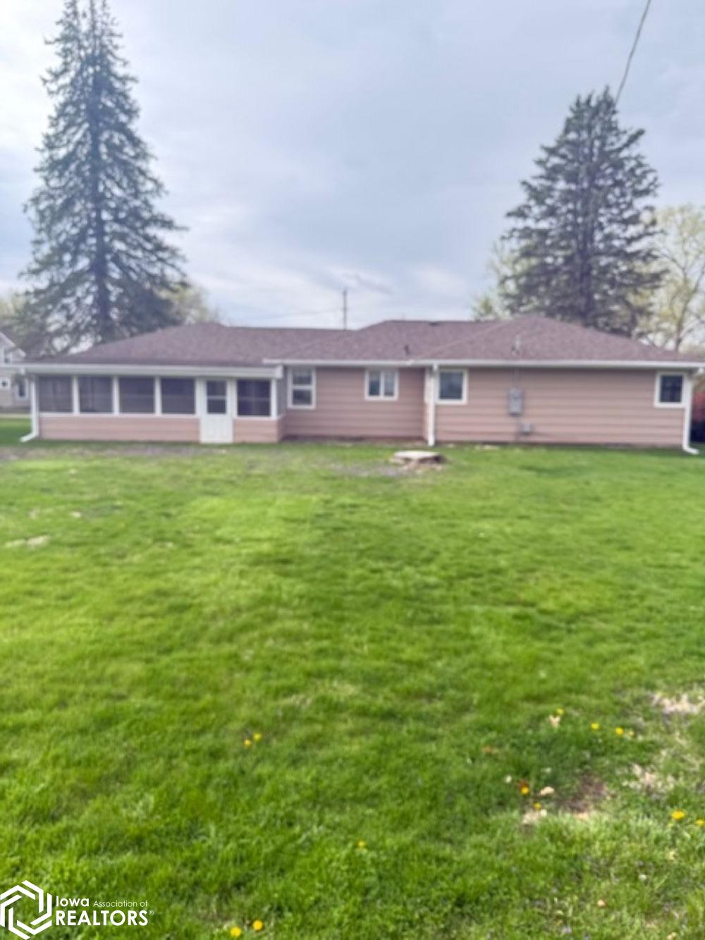 2518 Gear Street, Burlington, Iowa image 24