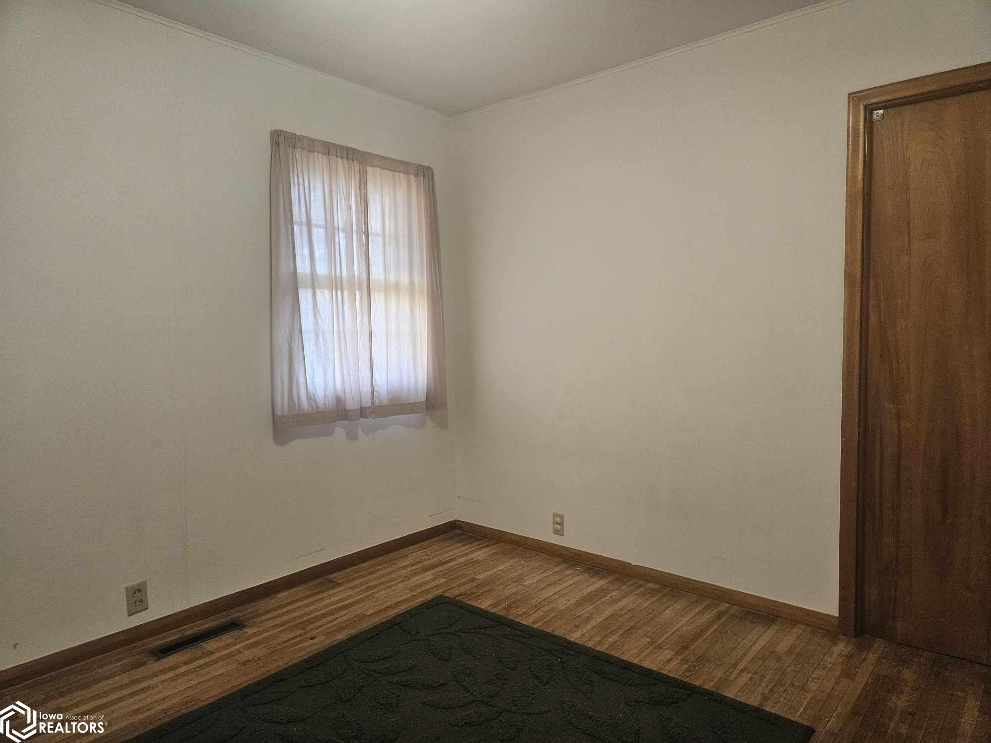 220 Elm Street, Webster City, Iowa image 14