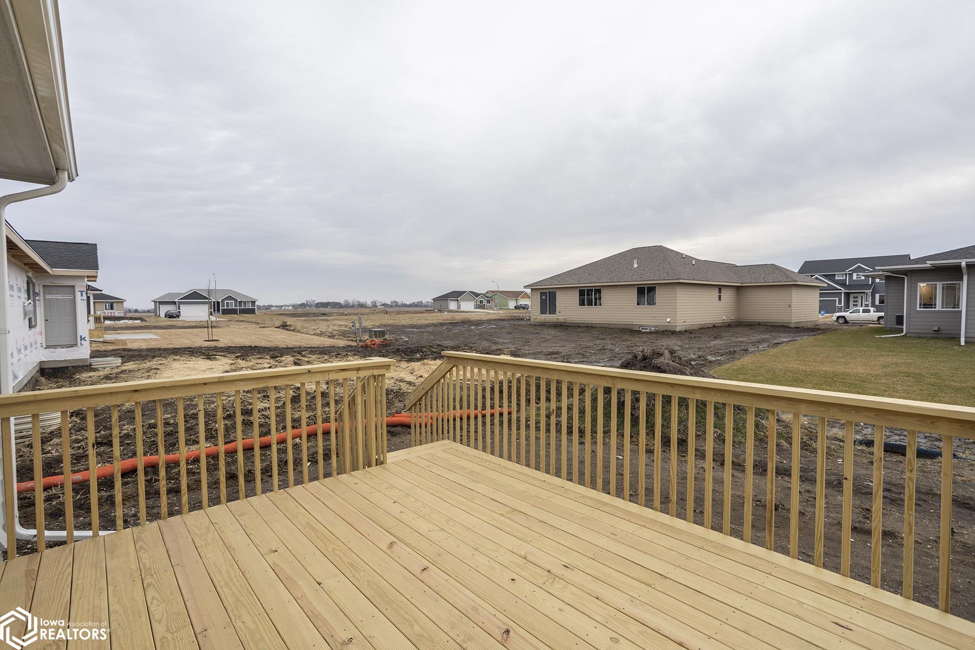 2602 Knollway Drive, Marshalltown, Iowa image 17