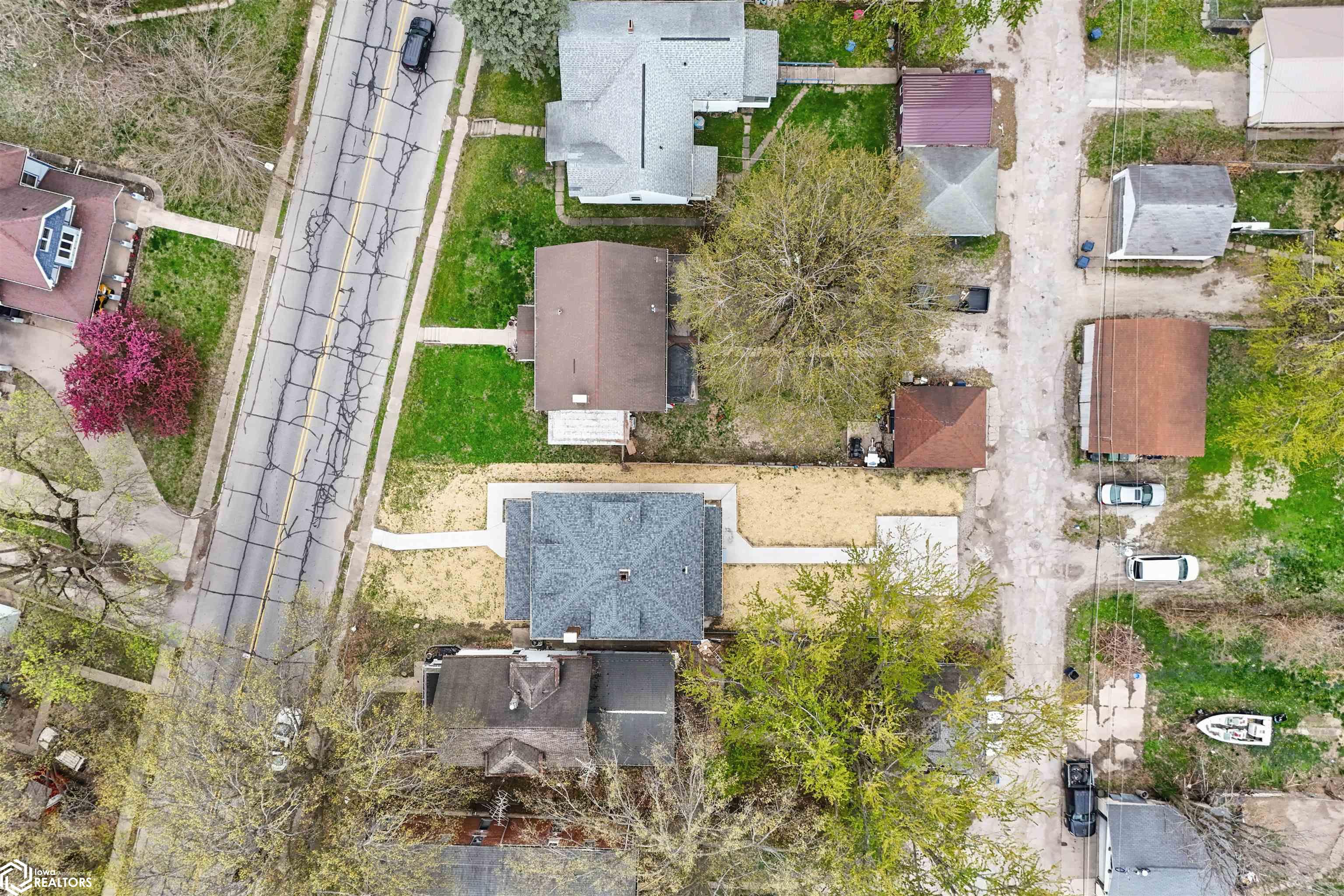 518 Summer Street, Burlington, Iowa image 35