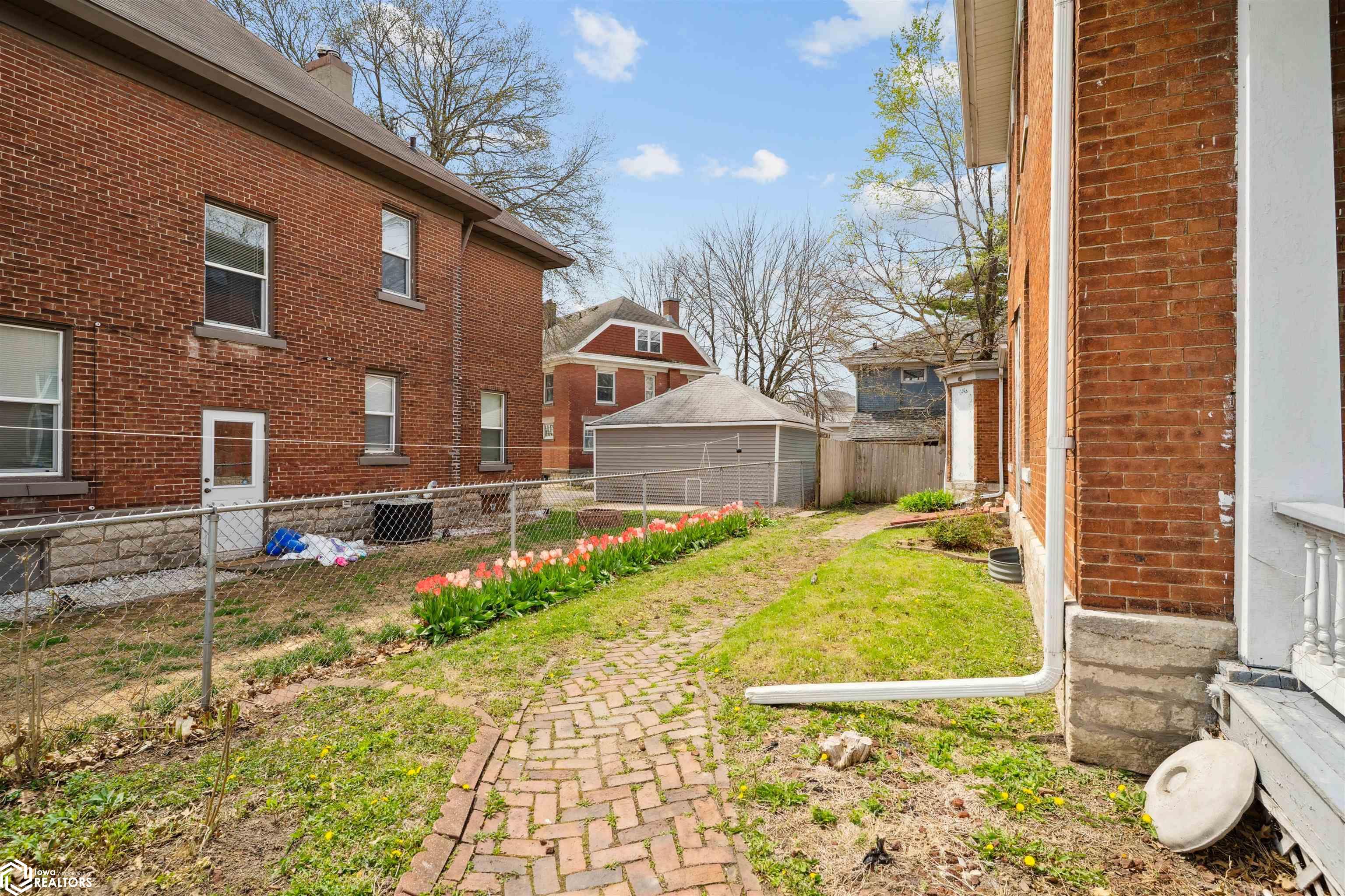603 S 12th Street, Burlington, Iowa image 23