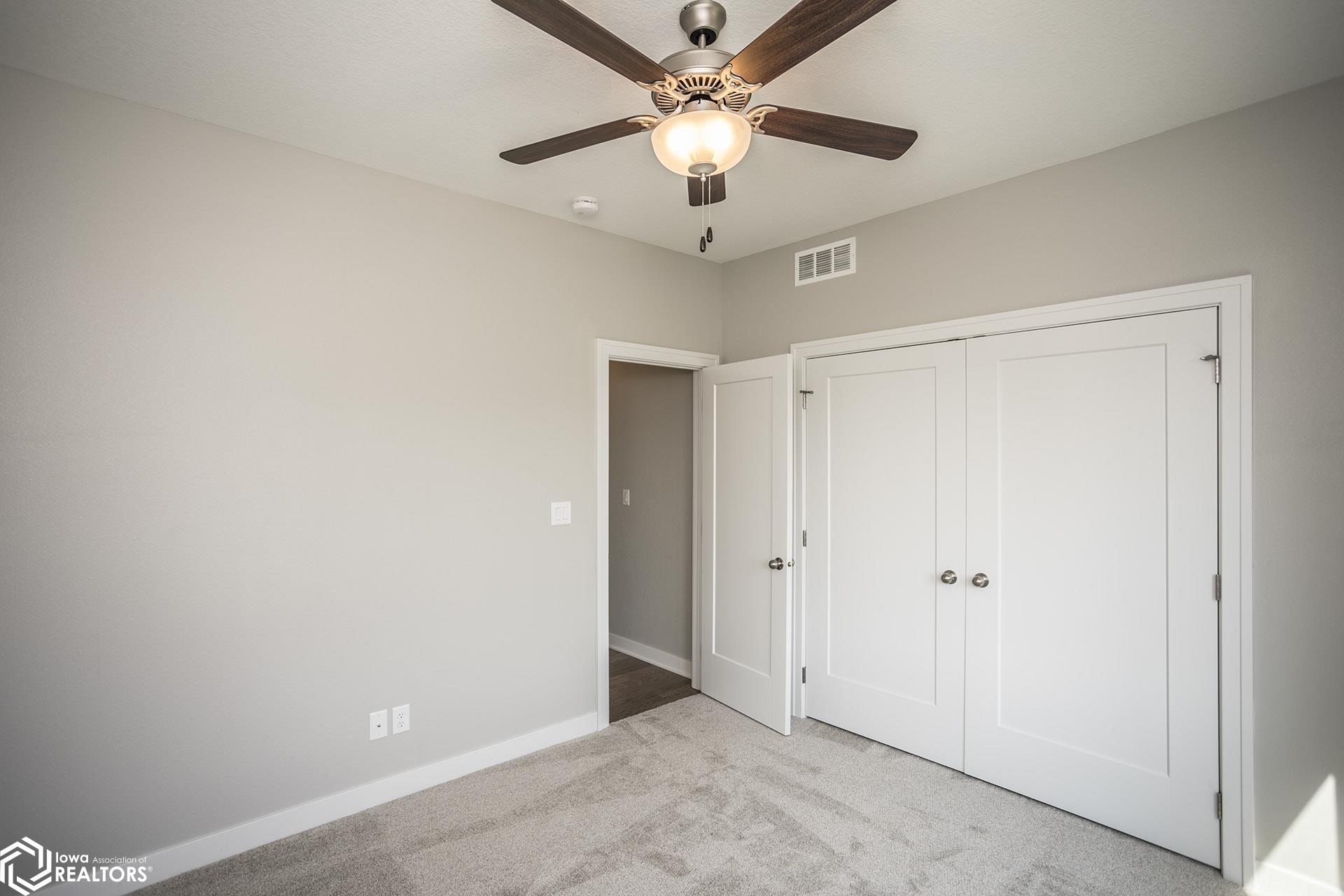 2520 Knollway Drive, Marshalltown, Iowa image 7