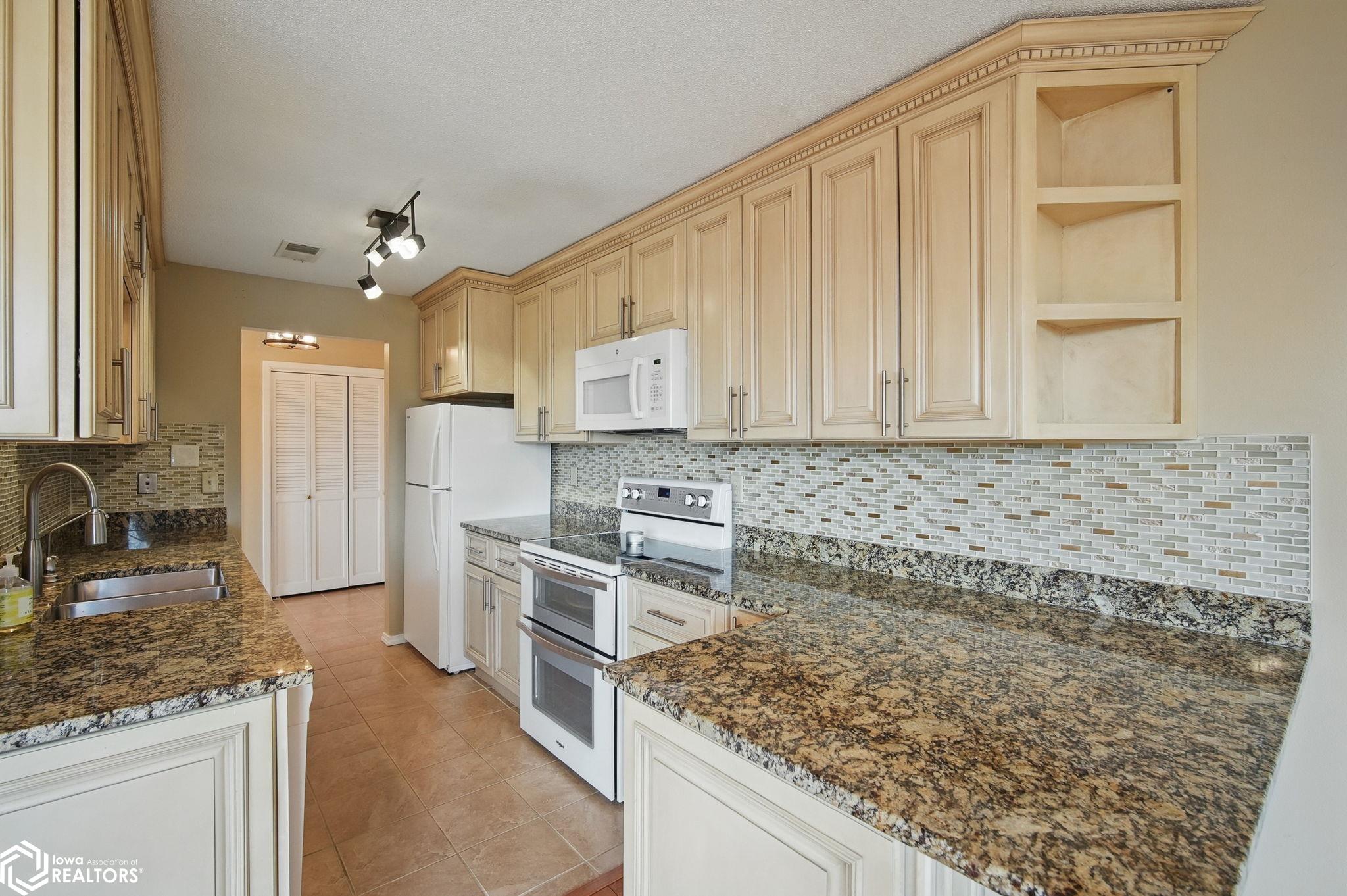 505 36th Street #303, Des Moines, Iowa image 20