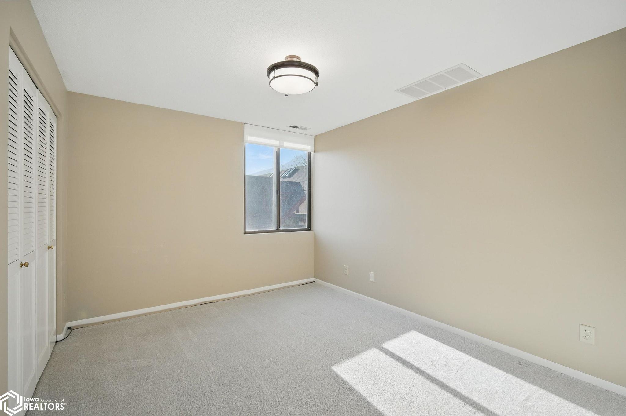 505 36th Street #303, Des Moines, Iowa image 23