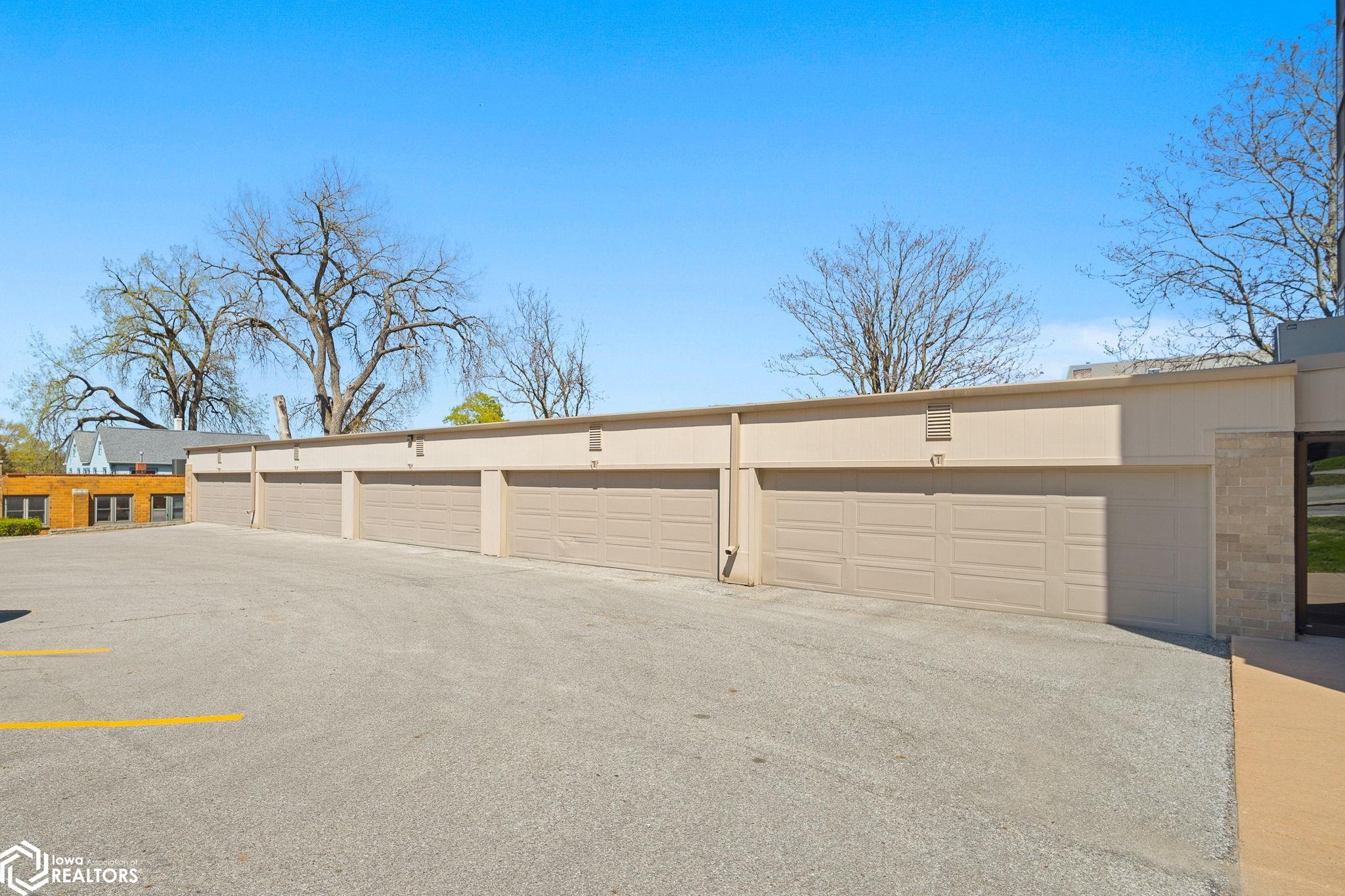 505 36th Street #303, Des Moines, Iowa image 36