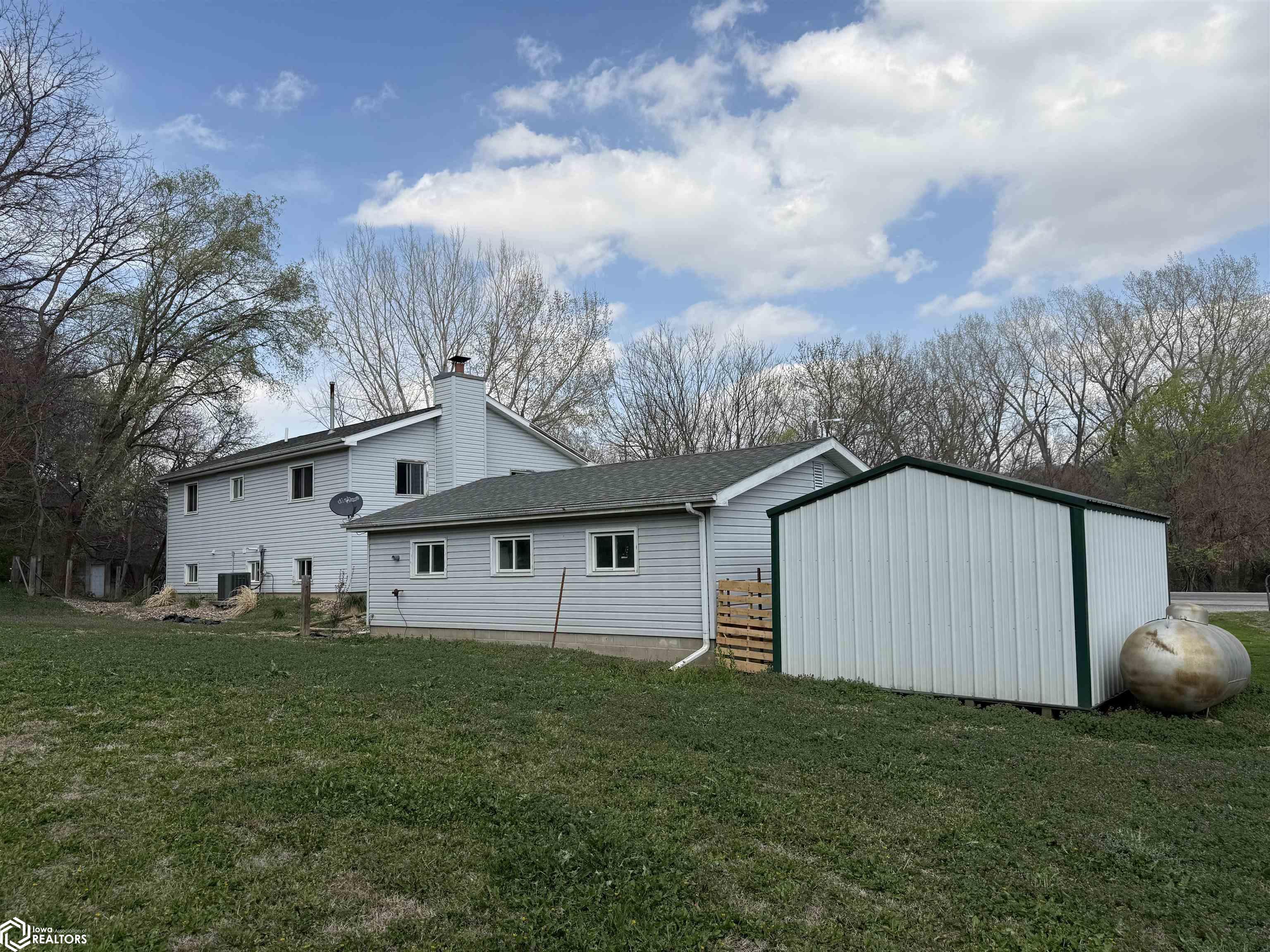 2505 Knox Road, Sidney, Iowa image 4