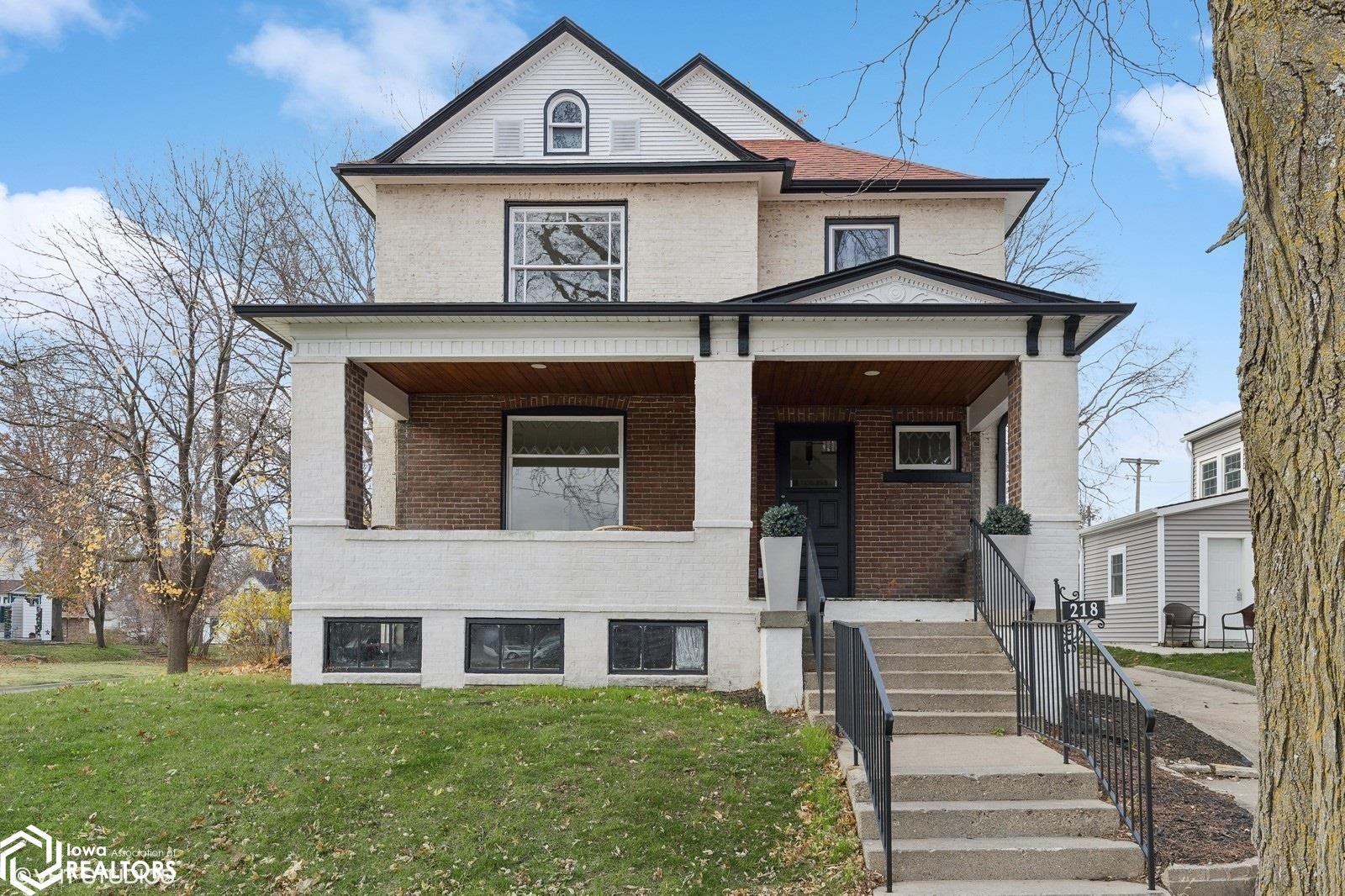 218 S 2nd Street, Knoxville, Iowa image 1