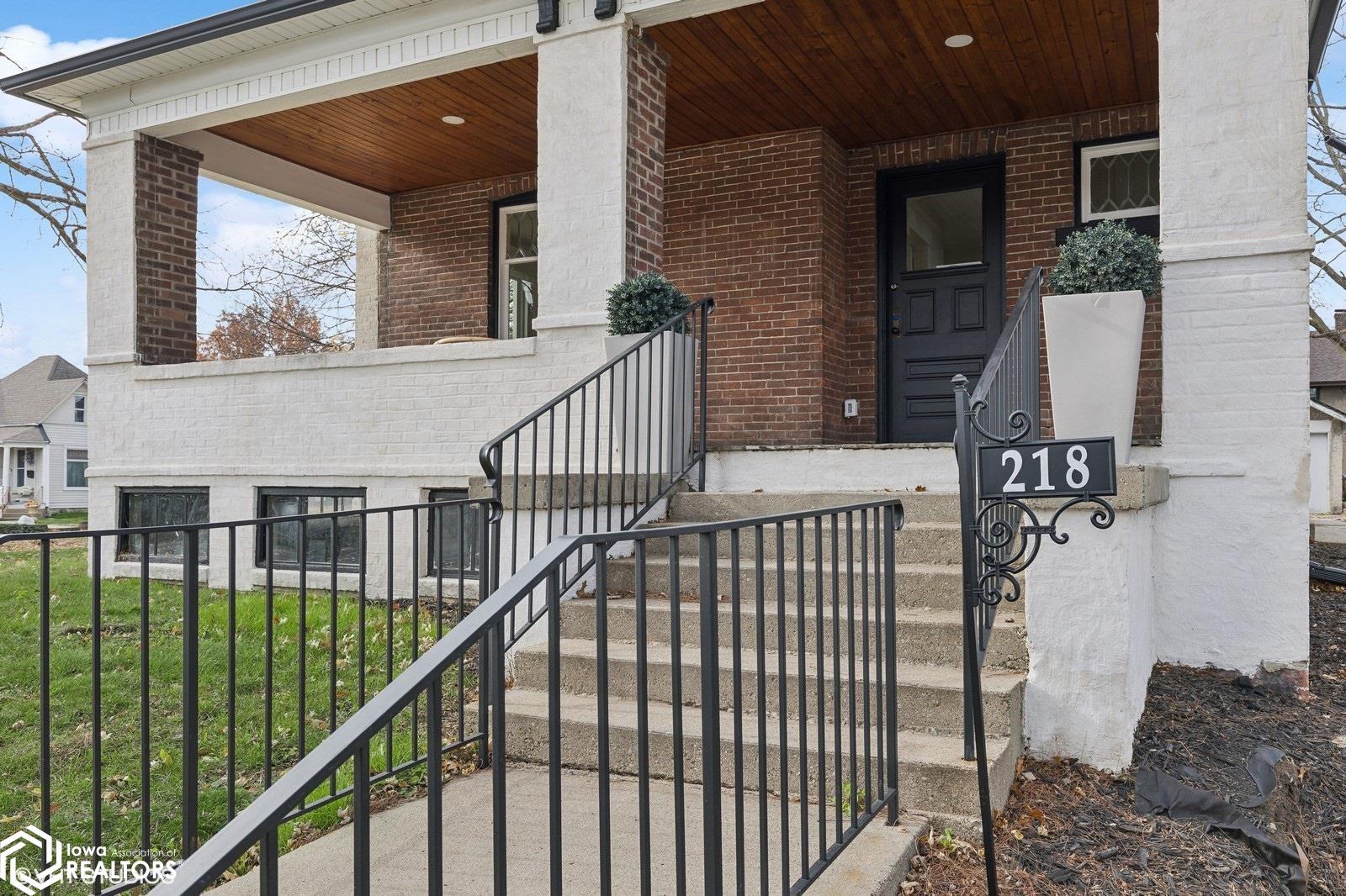 218 S 2nd Street, Knoxville, Iowa image 3