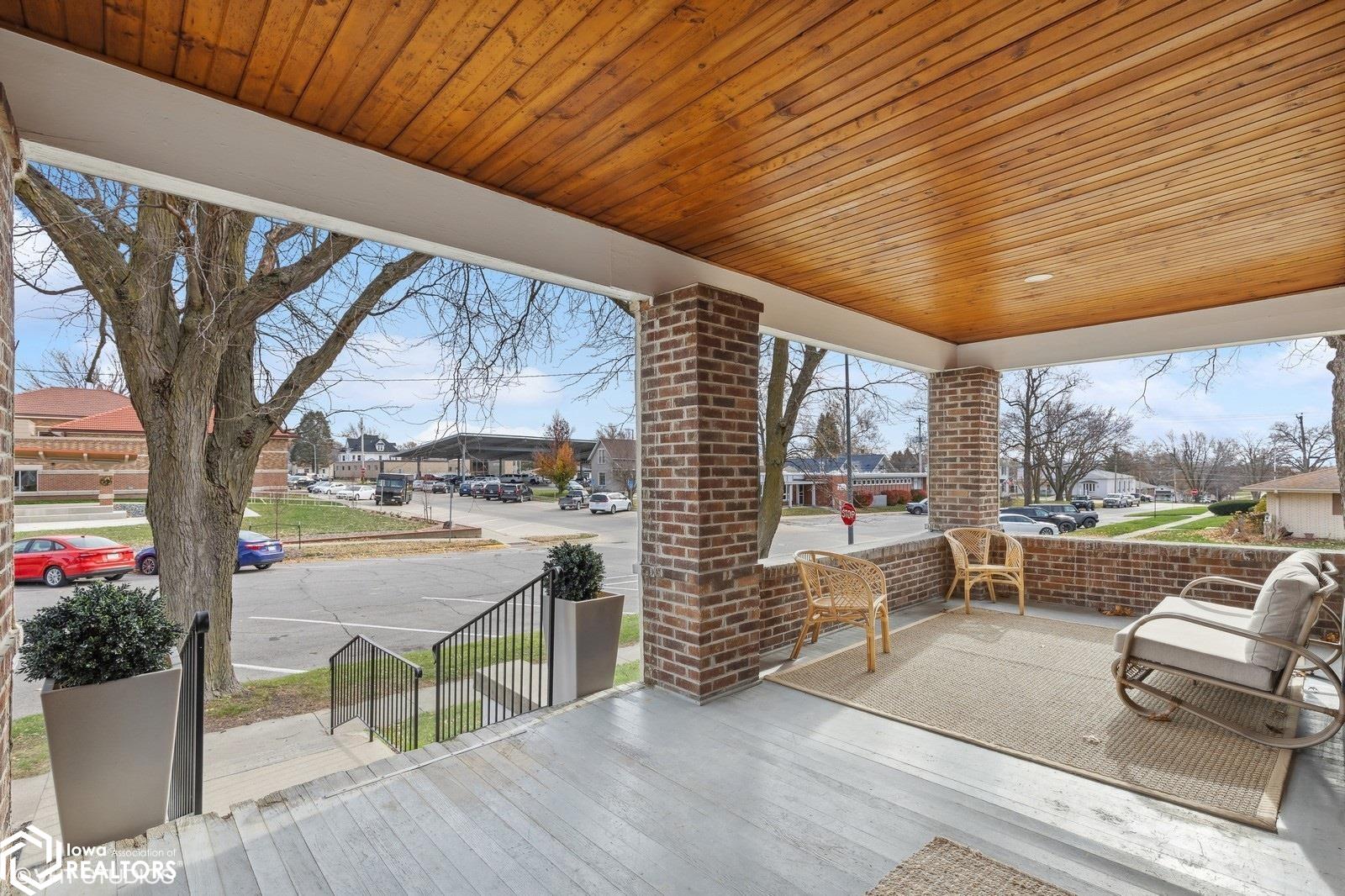 218 S 2nd Street, Knoxville, Iowa image 5