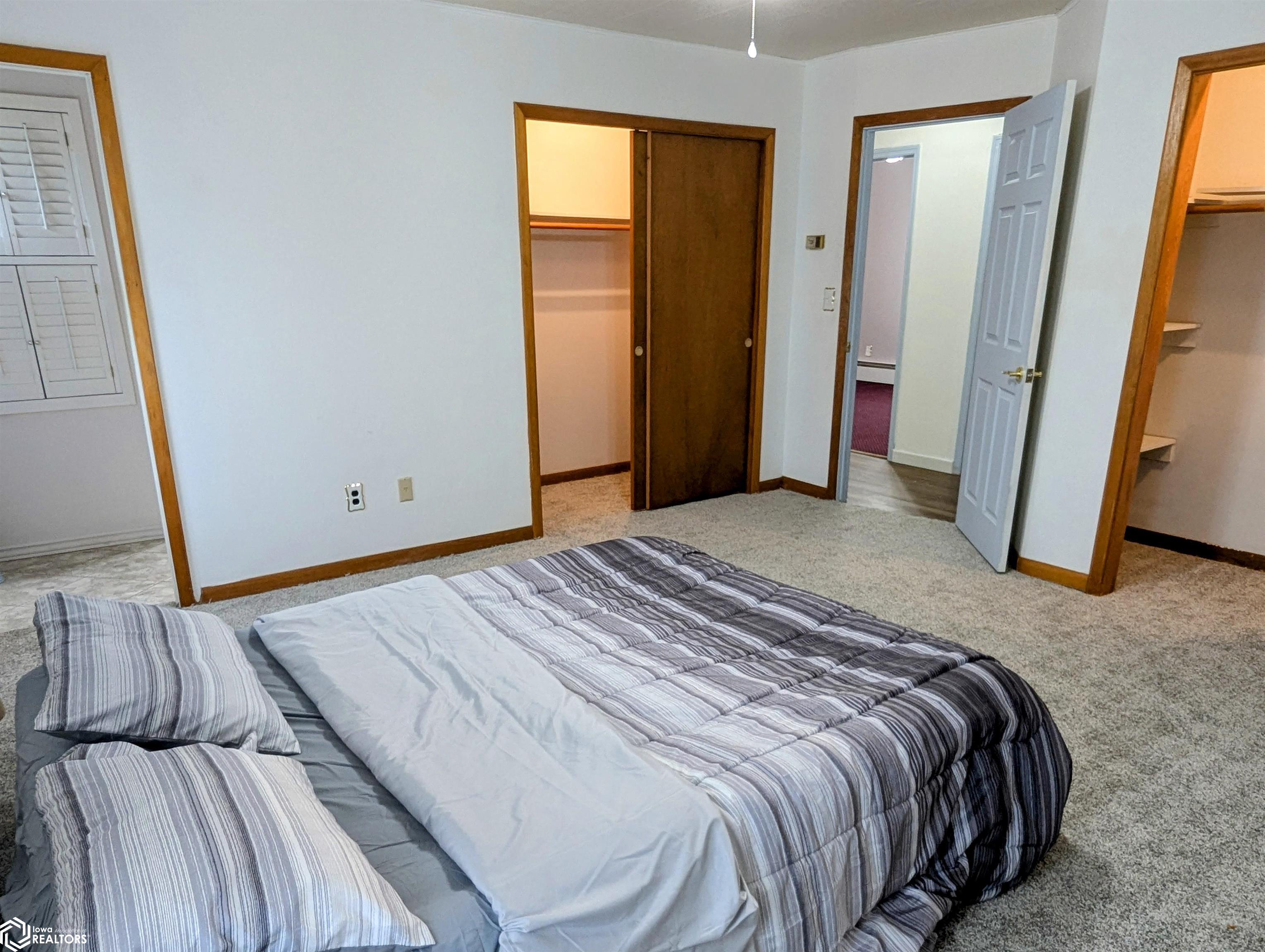 2232 S 12th Street, Burlington, Iowa image 28