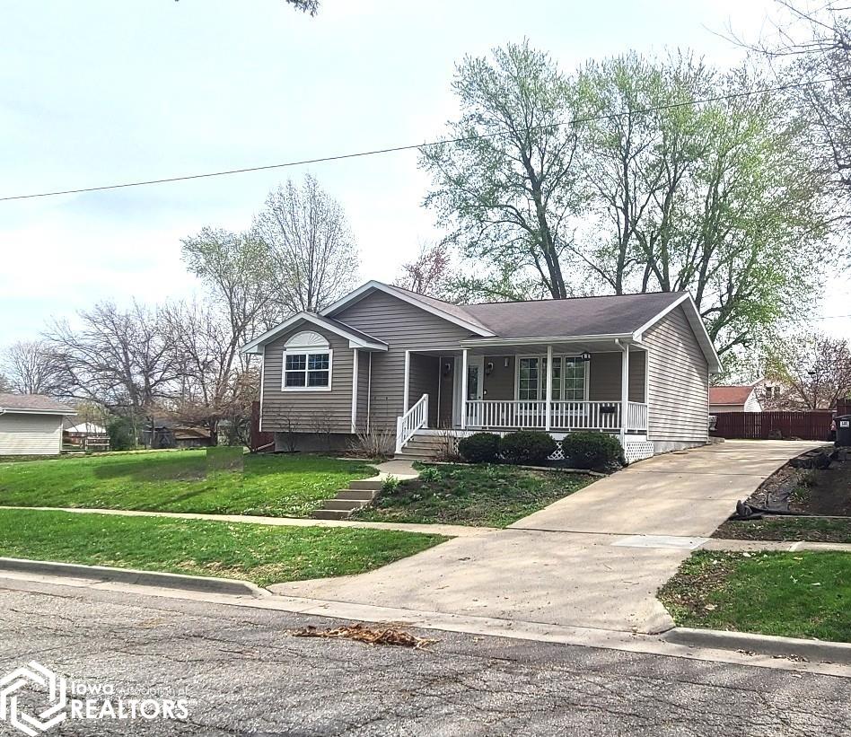 510 N C Street, Oskaloosa, Iowa image 2