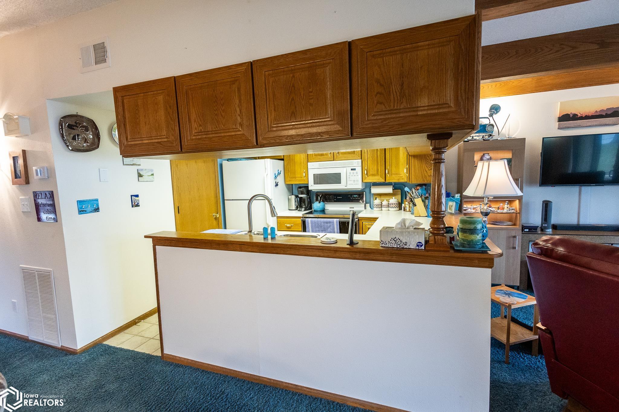 2700 North Shore Dr. D7 #D 7, Clear Lake, Iowa image 4