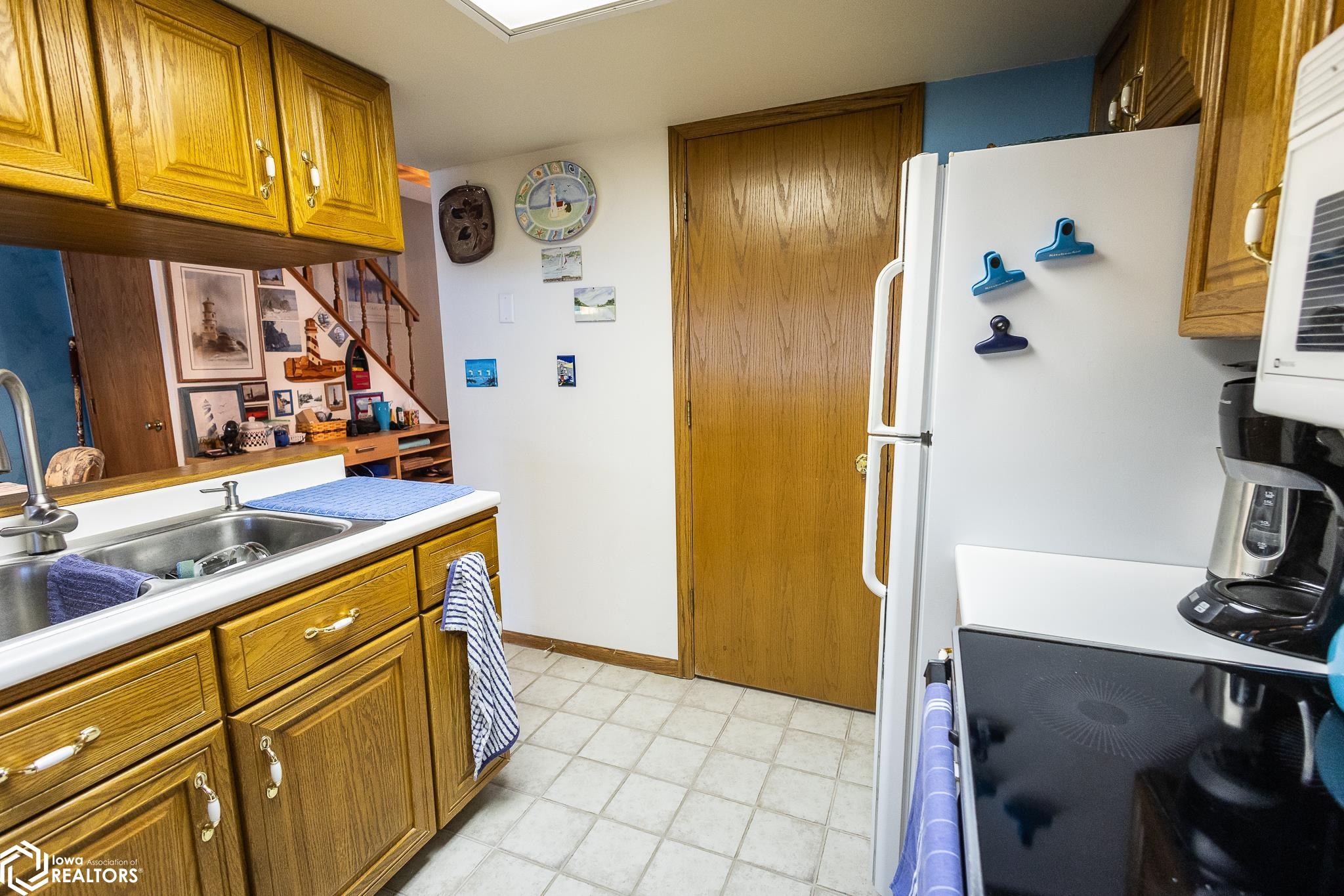 2700 North Shore Dr. D7 #D 7, Clear Lake, Iowa image 32