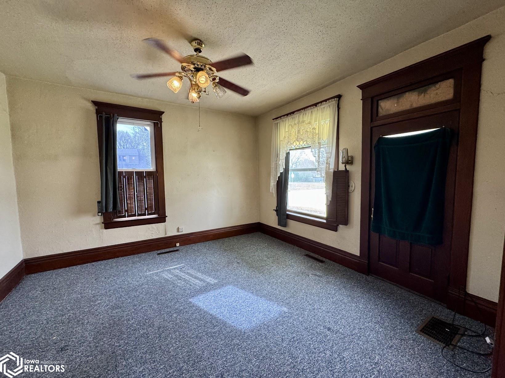 804 North Street, Mediapolis, Iowa image 25
