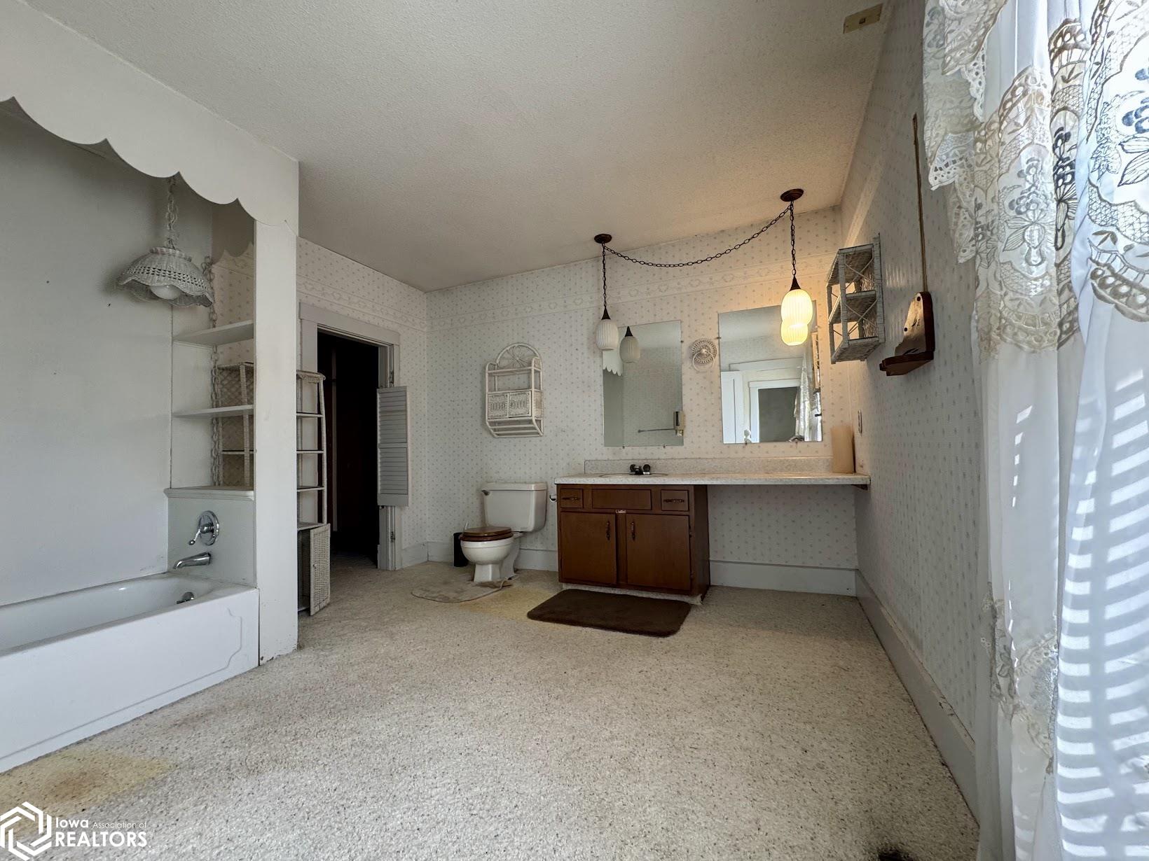 804 North Street, Mediapolis, Iowa image 31