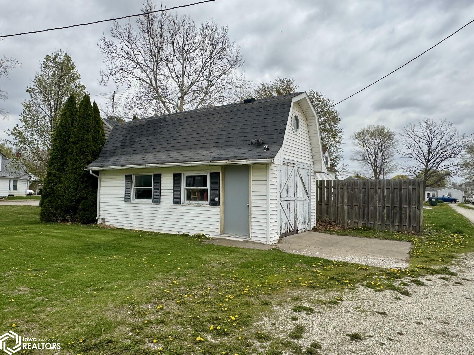 804 North Street, Mediapolis, Iowa image 8