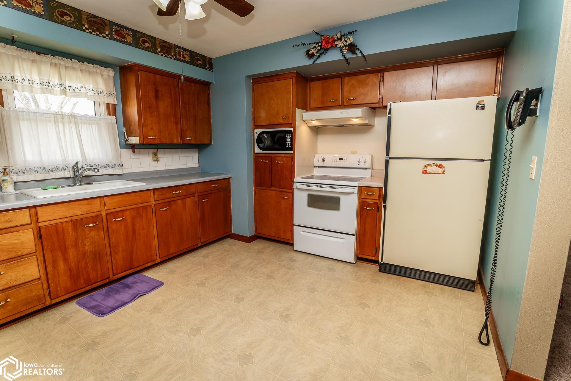 1107 Washington Street, Marshalltown, Iowa image 15
