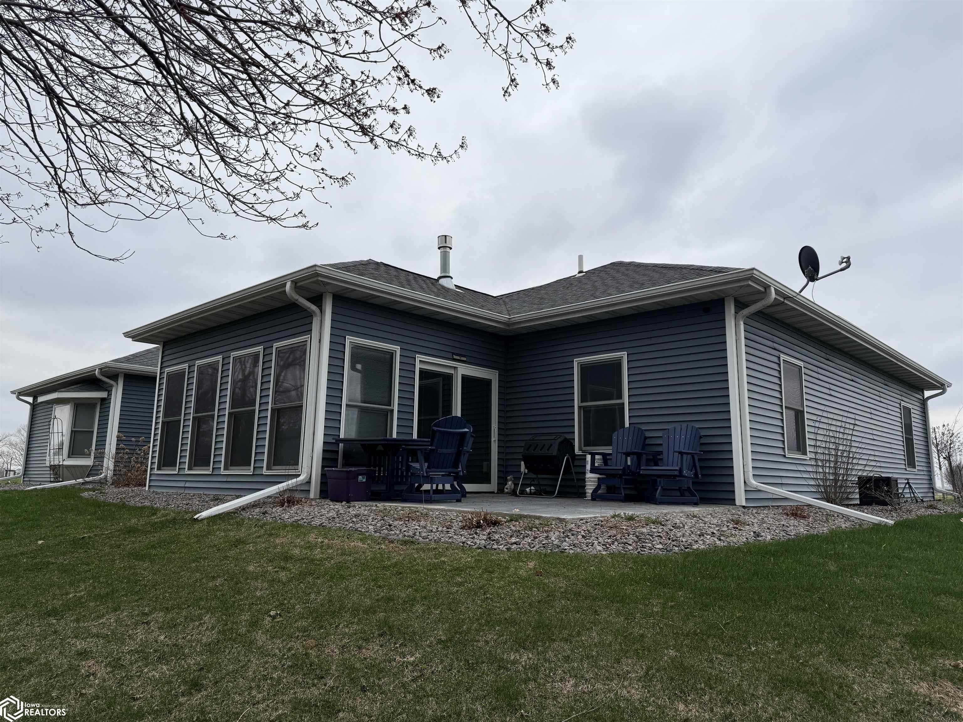 310 White Fox Drive, Clarion, Iowa image 5