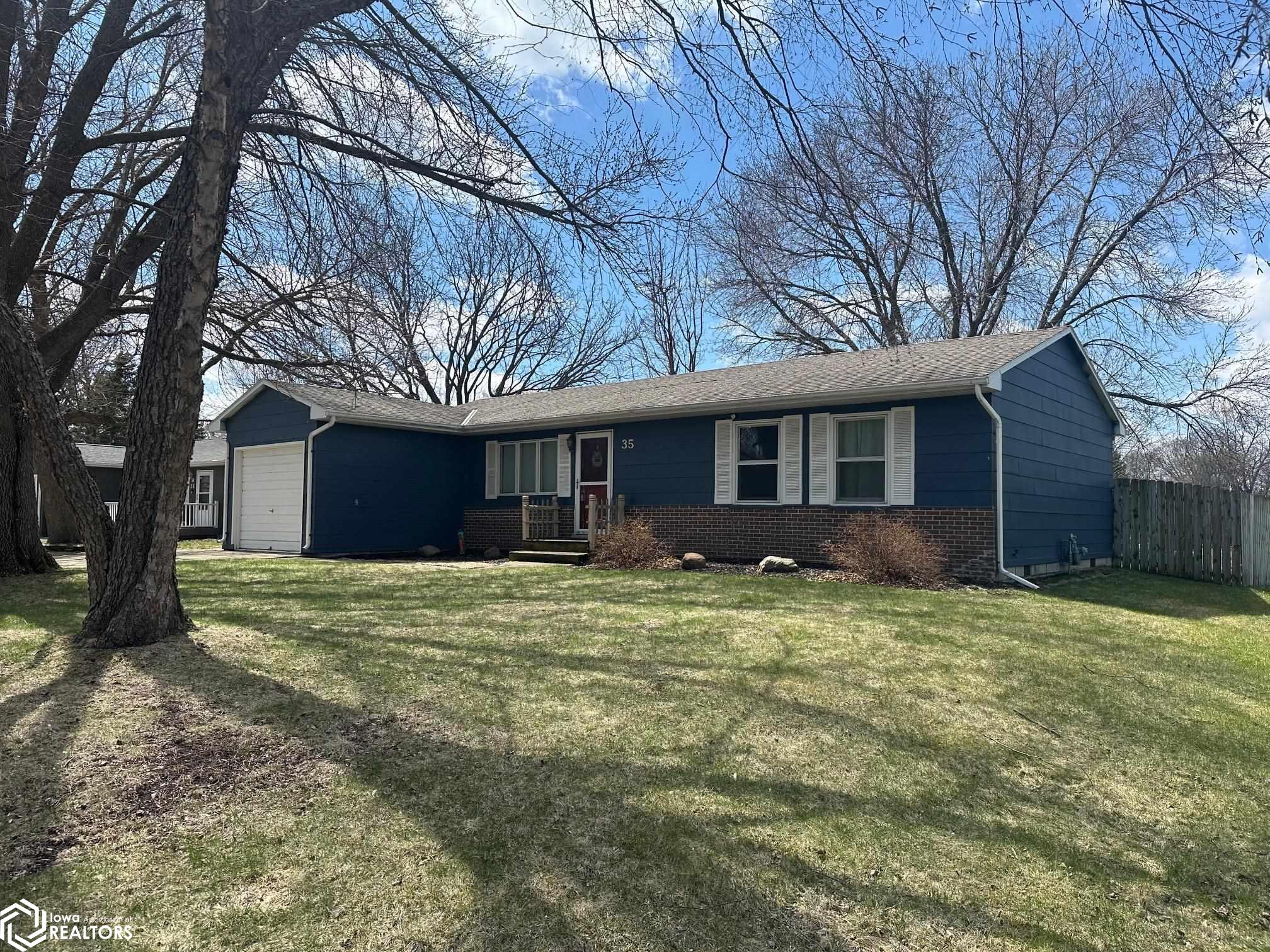 35 Park Lane, Clear Lake, Iowa image 2