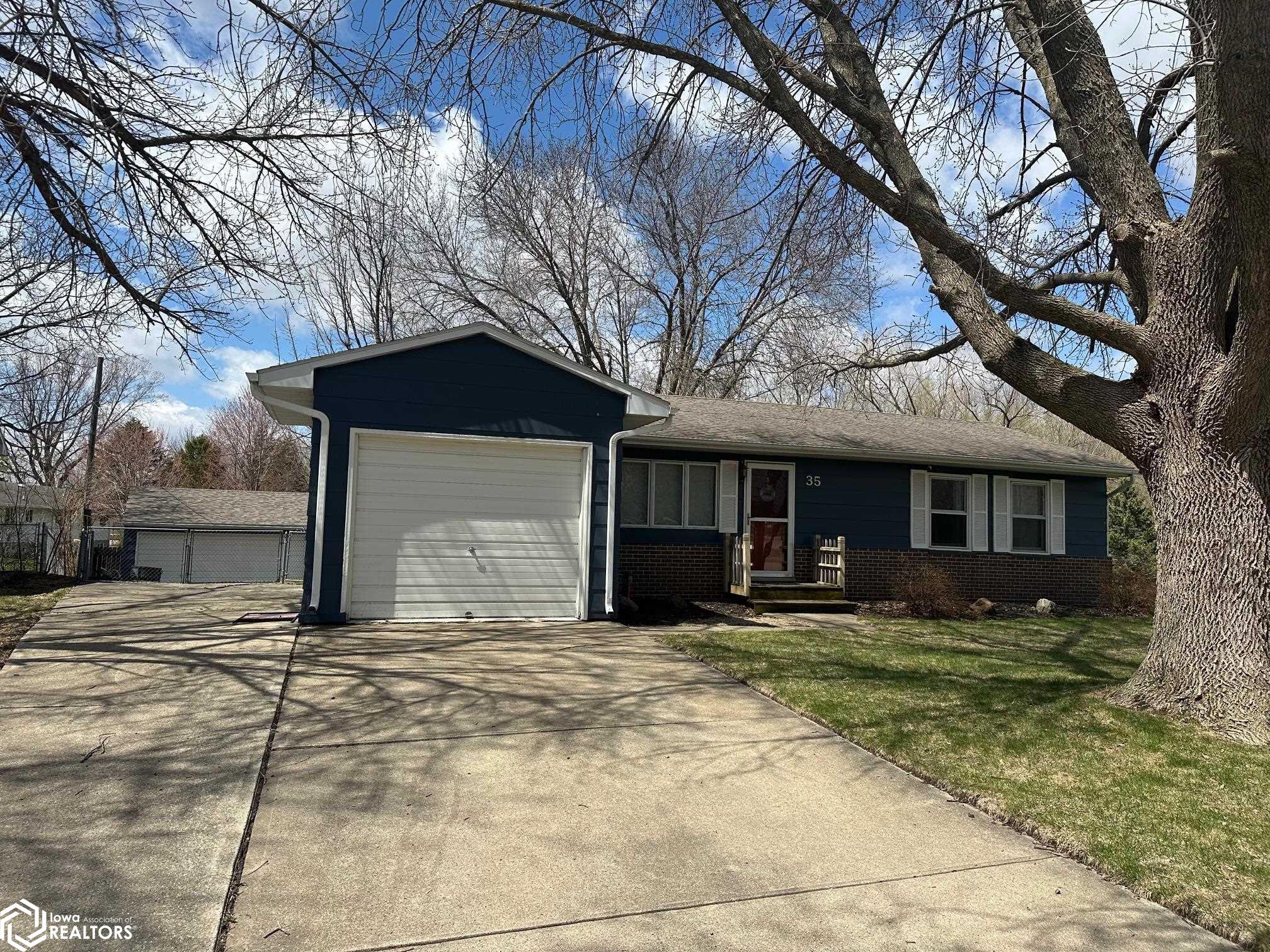 35 Park Lane, Clear Lake, Iowa image 3