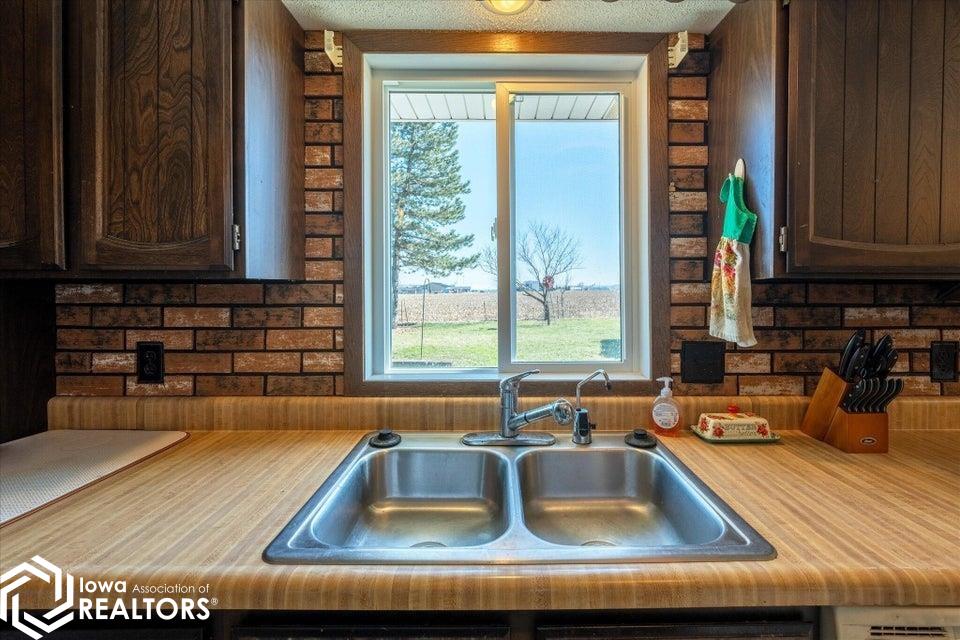 108 Fischer Drive, Woodbine, Iowa image 10