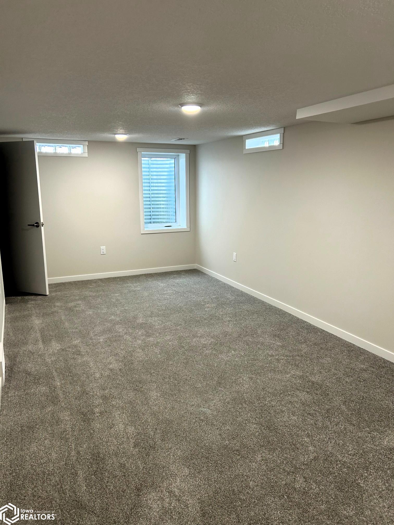 906 4th Street, Victor, Iowa image 30