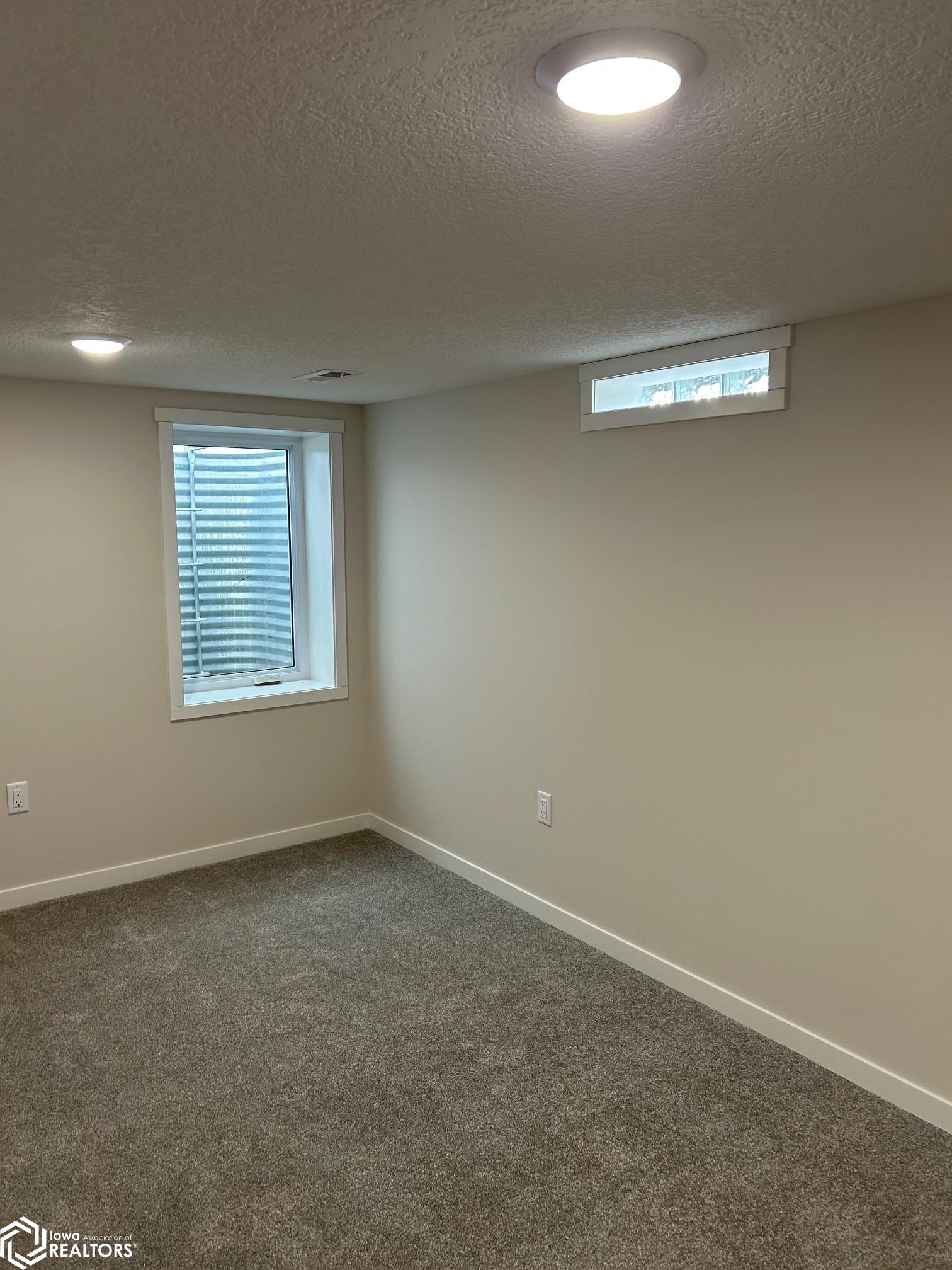 906 4th Street, Victor, Iowa image 33