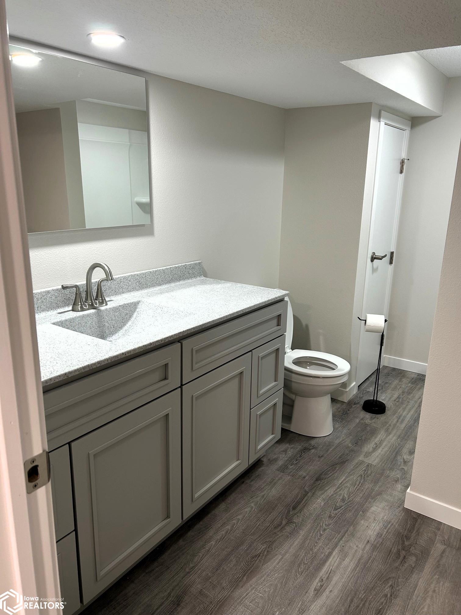 906 4th Street, Victor, Iowa image 34