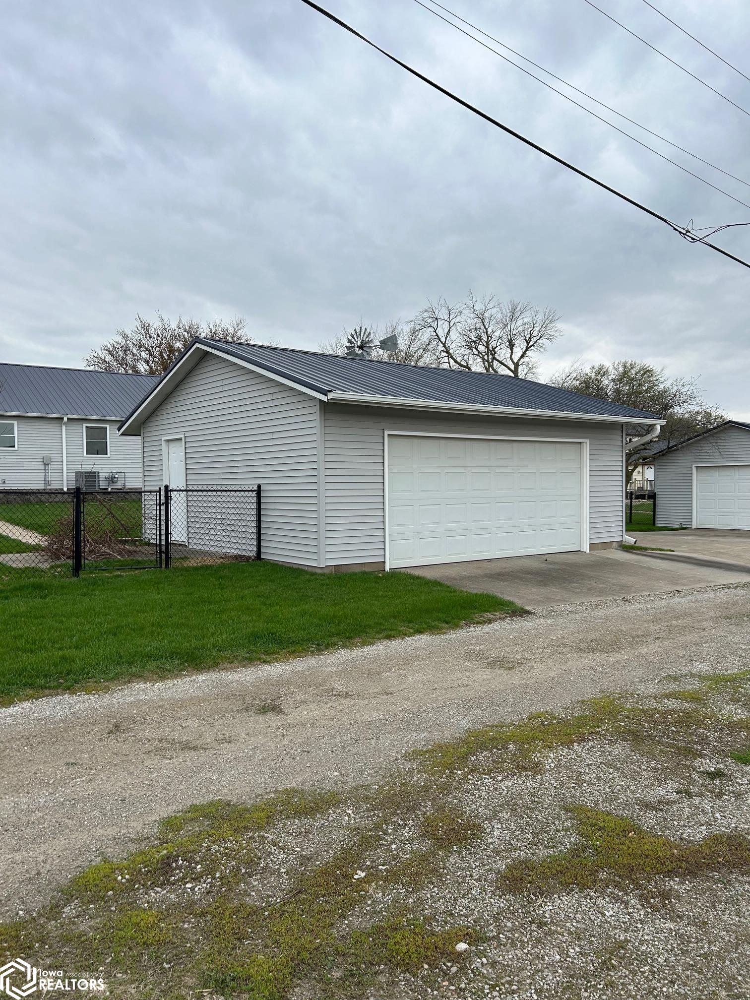 906 4th Street, Victor, Iowa image 47