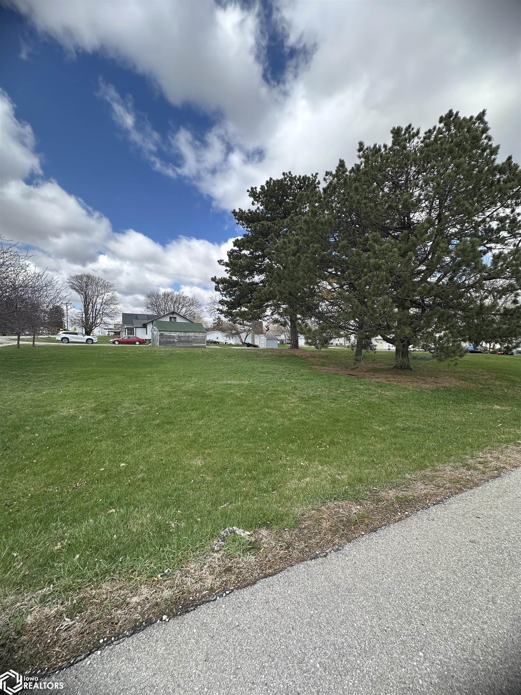 334 E South St, Manly, Iowa image 3