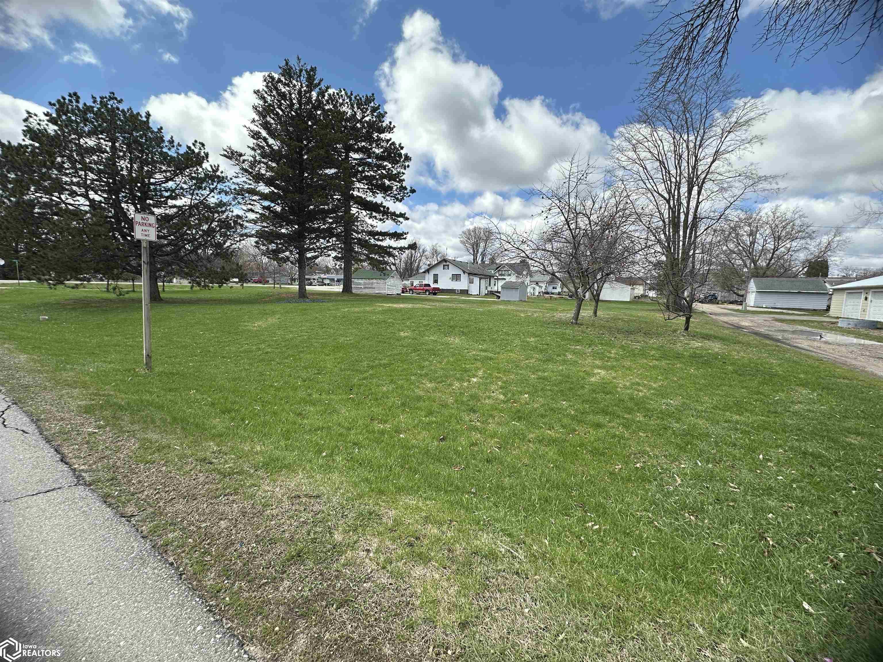 334 E South St, Manly, Iowa image 5
