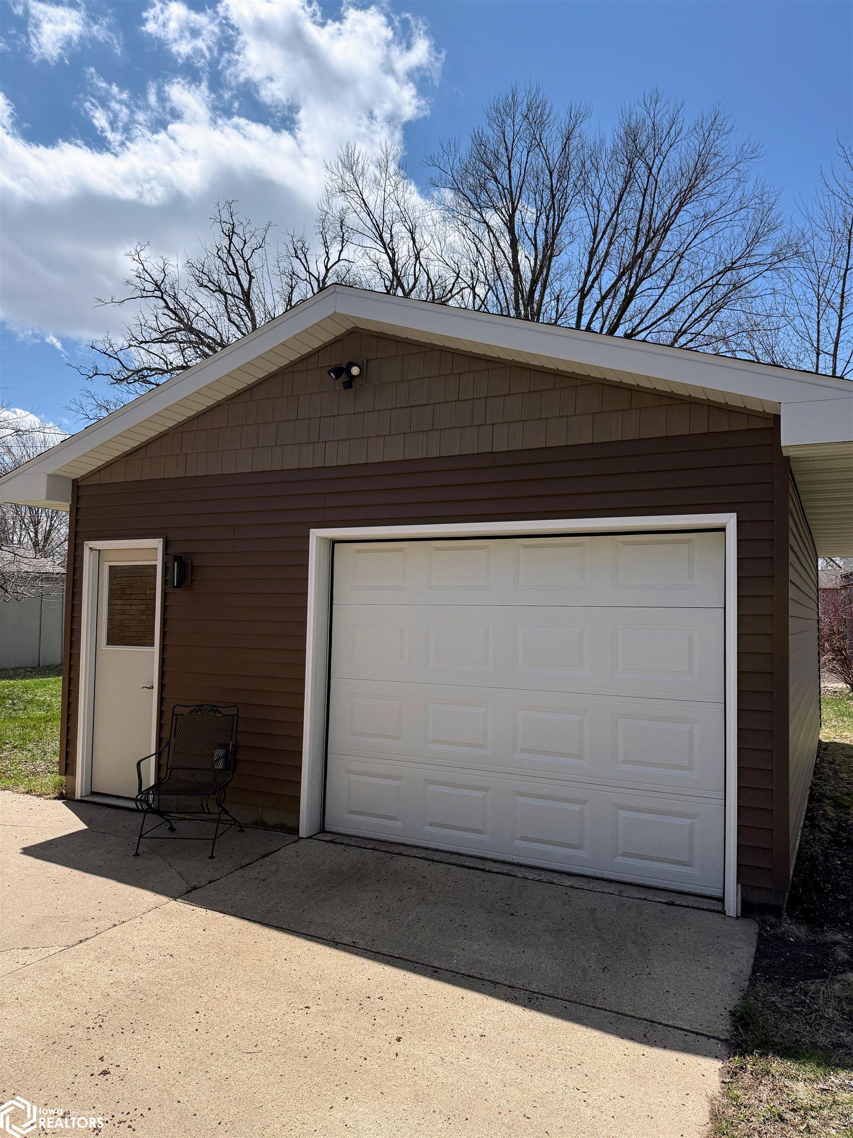 207 S 13th Street, Clear Lake, Iowa image 15