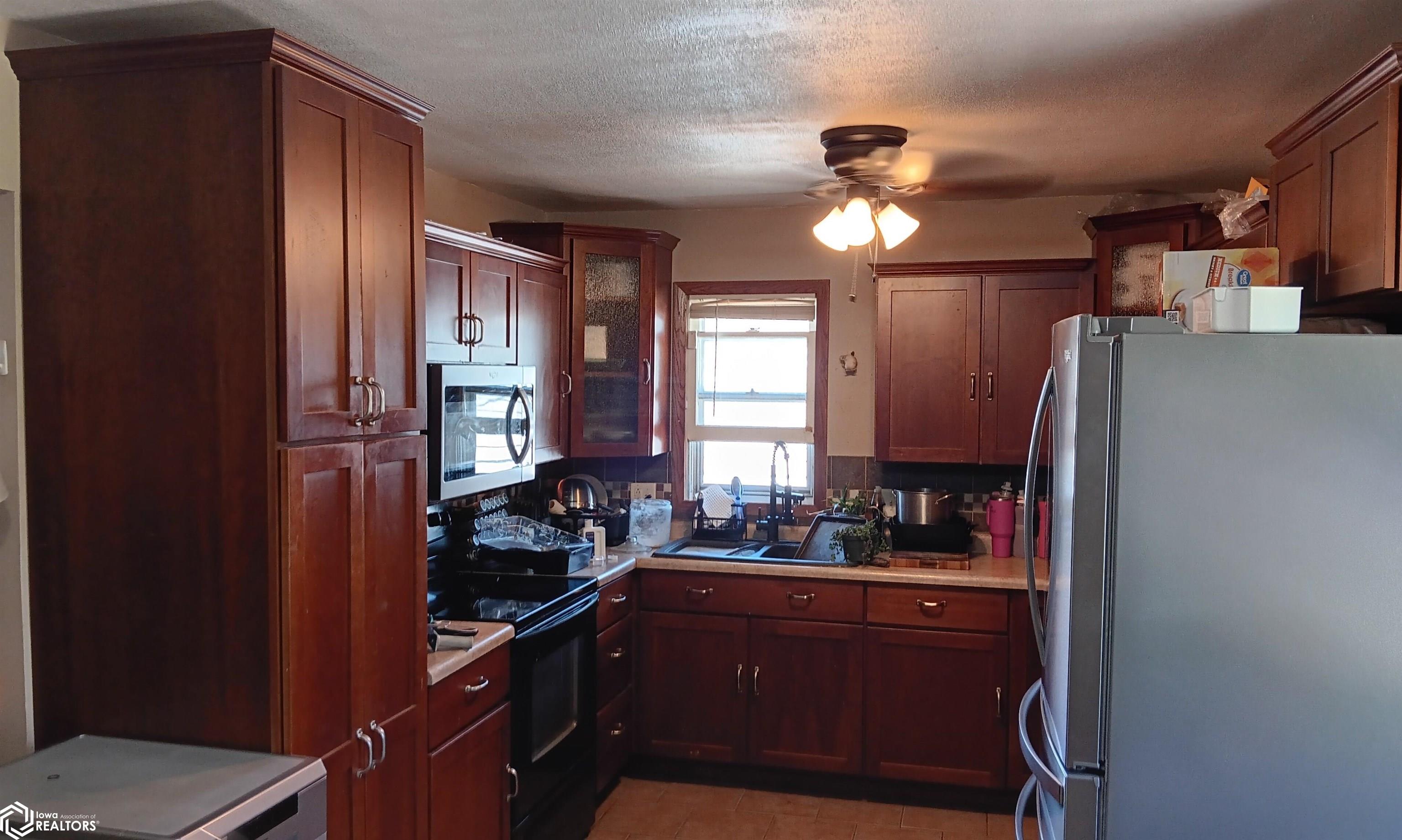 1220 N 3rd Street, Oskaloosa, Iowa image 18
