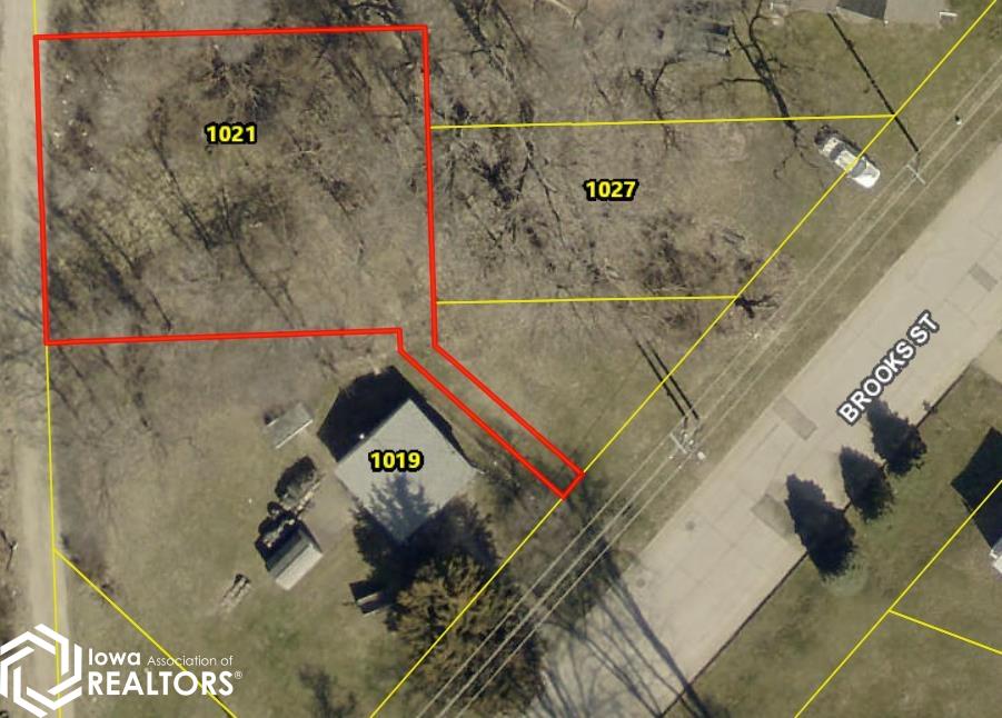 1021 Brooks Street, Burlington, Iowa image 2