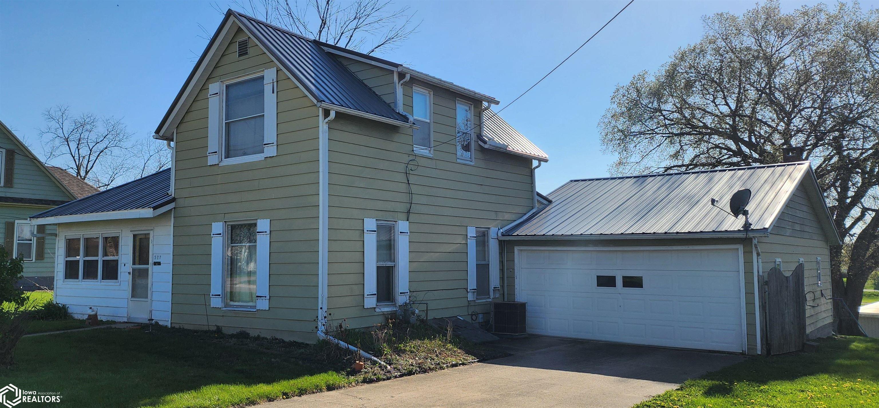 527 N 3rd Street, Albia, Iowa image 1