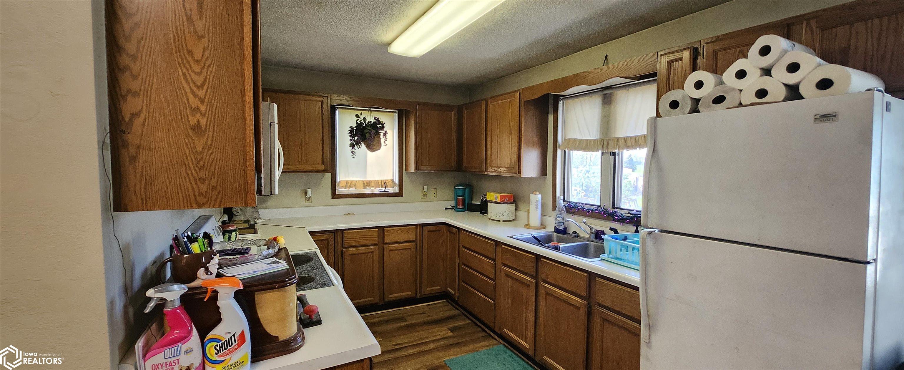 527 N 3rd Street, Albia, Iowa image 8