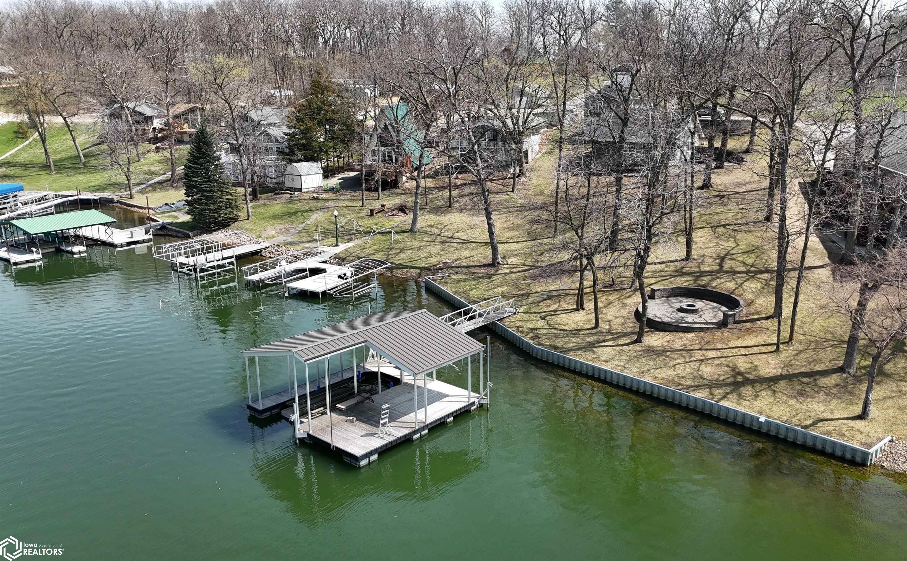 111 Cottage Lane, Montezuma, Iowa image 5