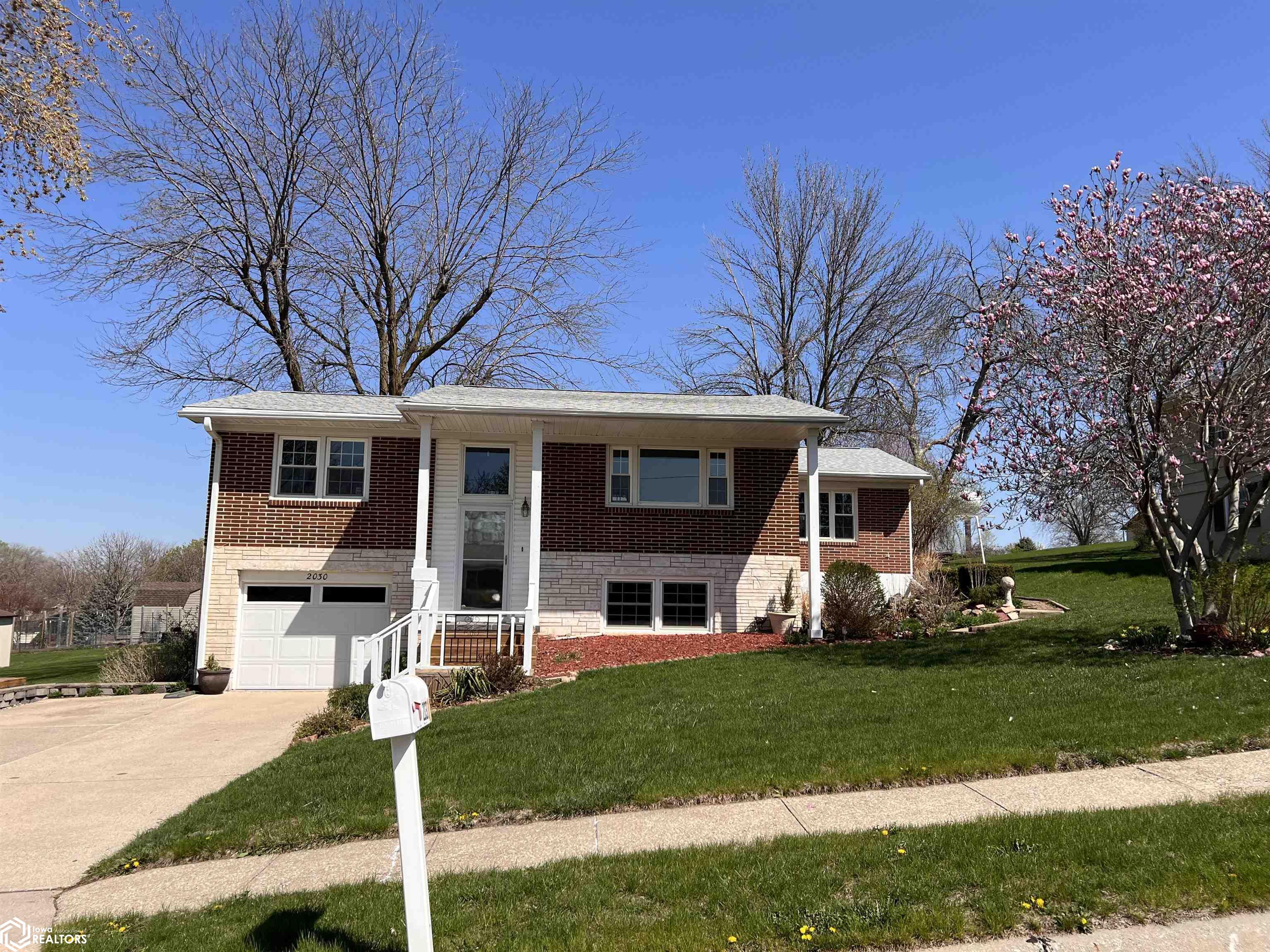 2030 Bel Aire Drive, Denison, Iowa image 1